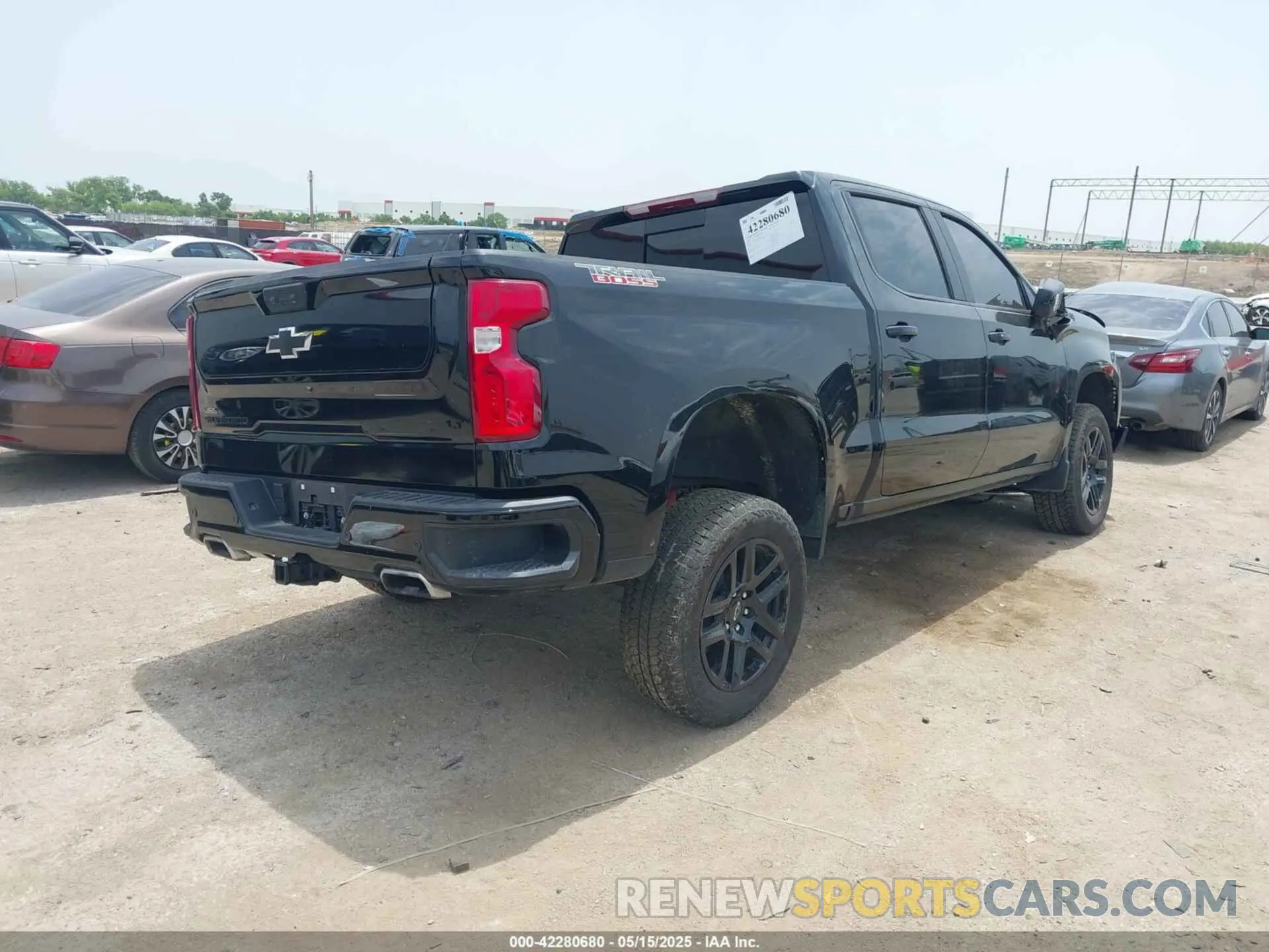 4 Photograph of a damaged car 3GCUKFEL1SG202071 CHEVROLET SILVERADO 1500 2025