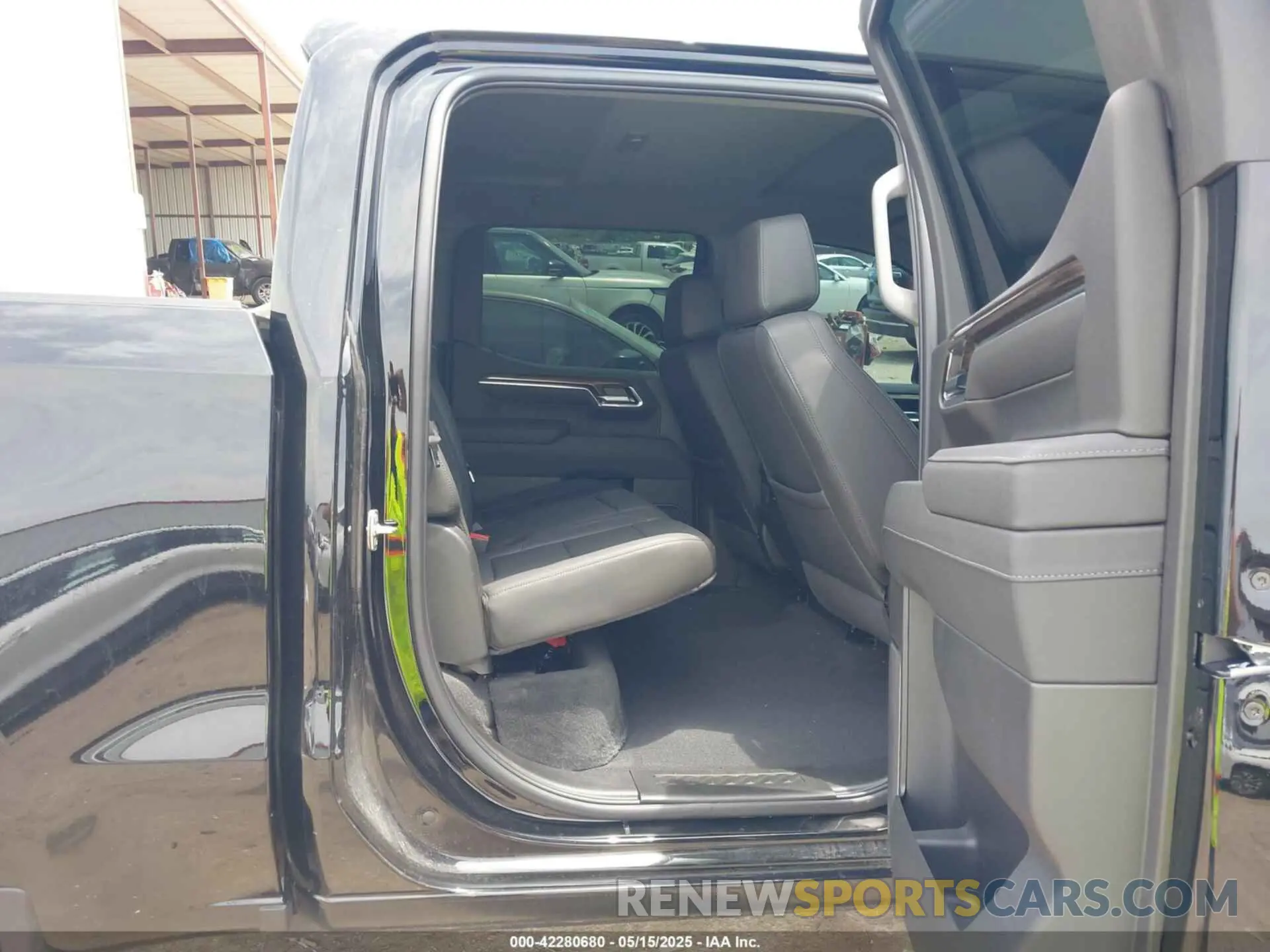 8 Photograph of a damaged car 3GCUKFEL1SG202071 CHEVROLET SILVERADO 1500 2025