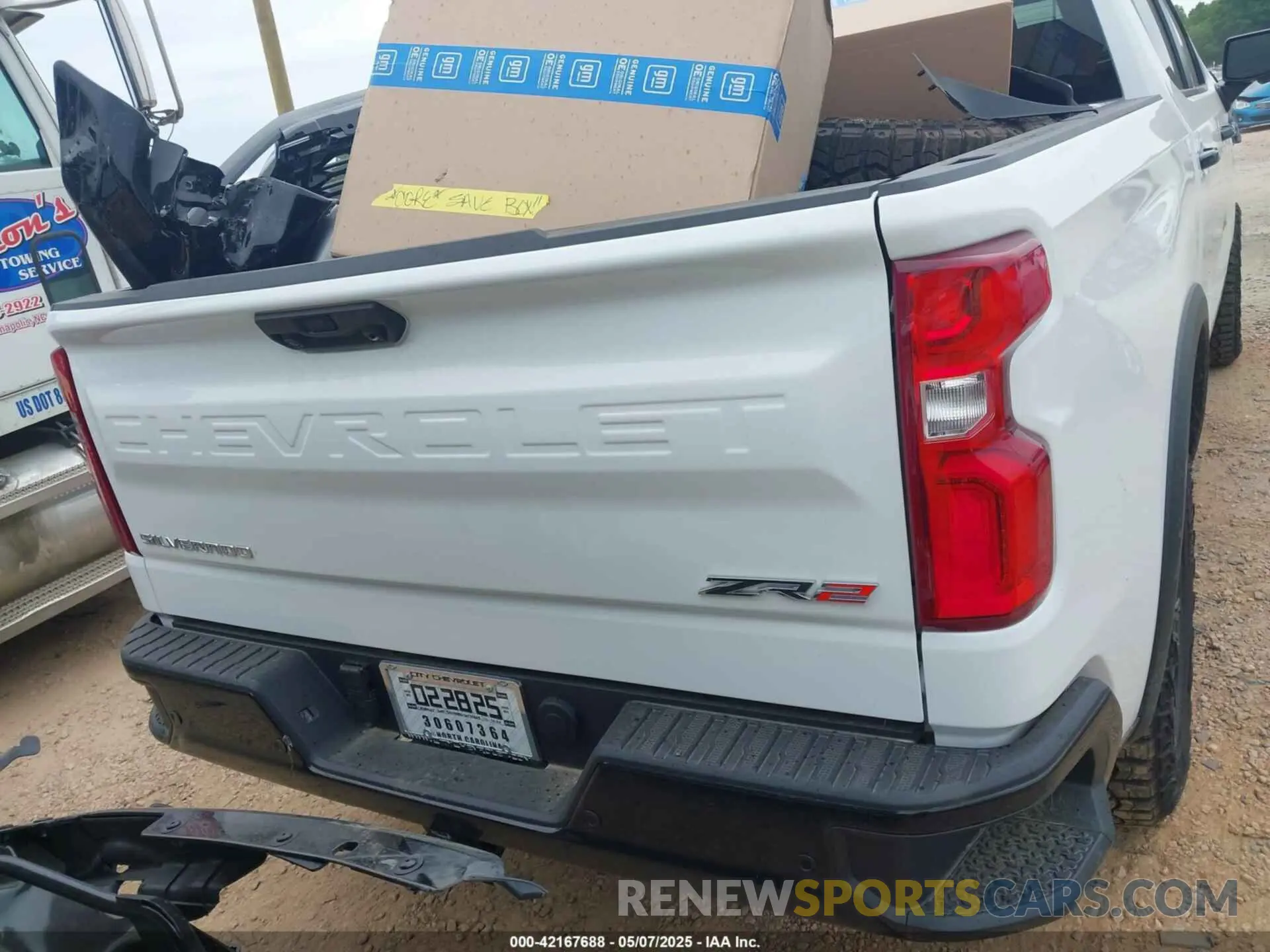 16 Photograph of a damaged car 3GCUKHEL1SG170864 CHEVROLET SILVERADO 1500 2025