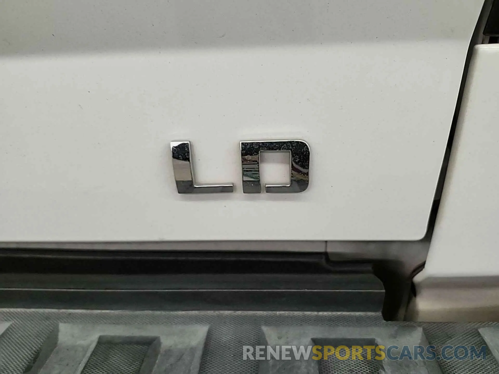 14 Photograph of a damaged car 2GCRCMEC5K1230214 CHEVROLET SILVERADO 1500 LD 2019