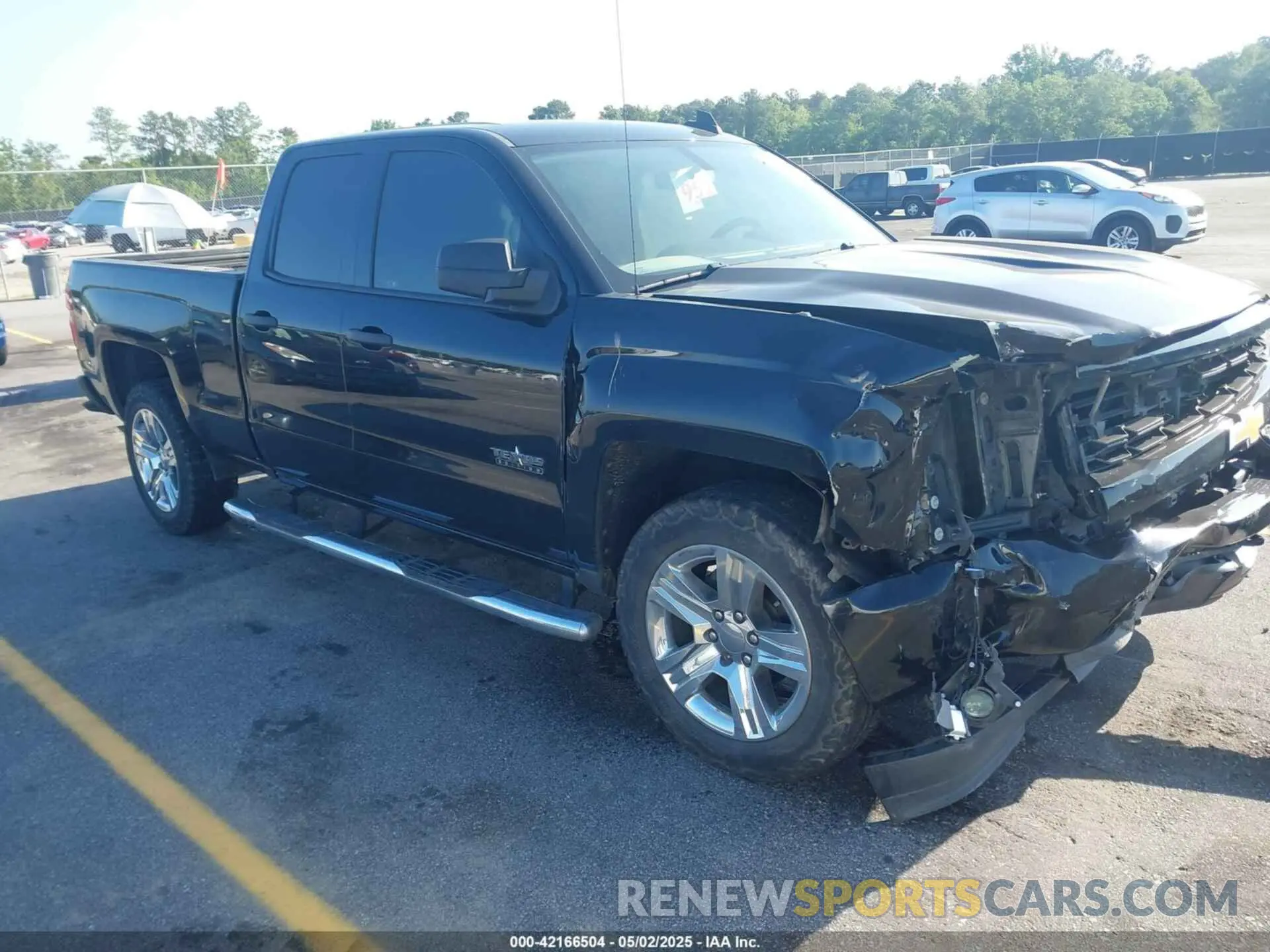 1 Photograph of a damaged car 2GCRCMEC8K1197399 CHEVROLET SILVERADO 1500 LD 2019
