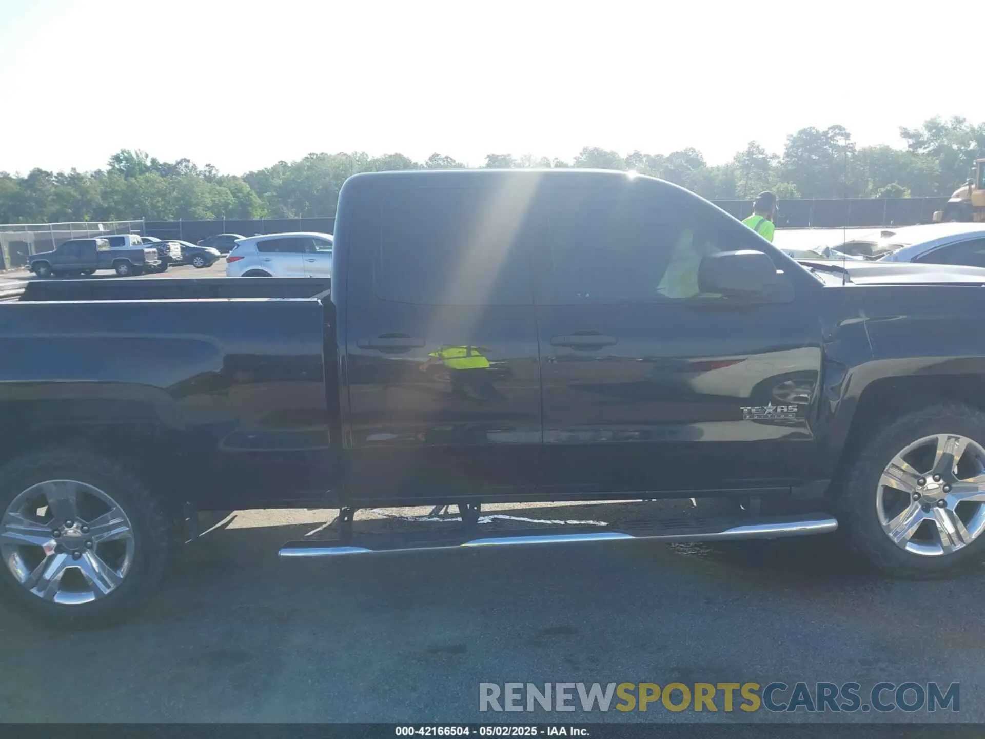 13 Photograph of a damaged car 2GCRCMEC8K1197399 CHEVROLET SILVERADO 1500 LD 2019