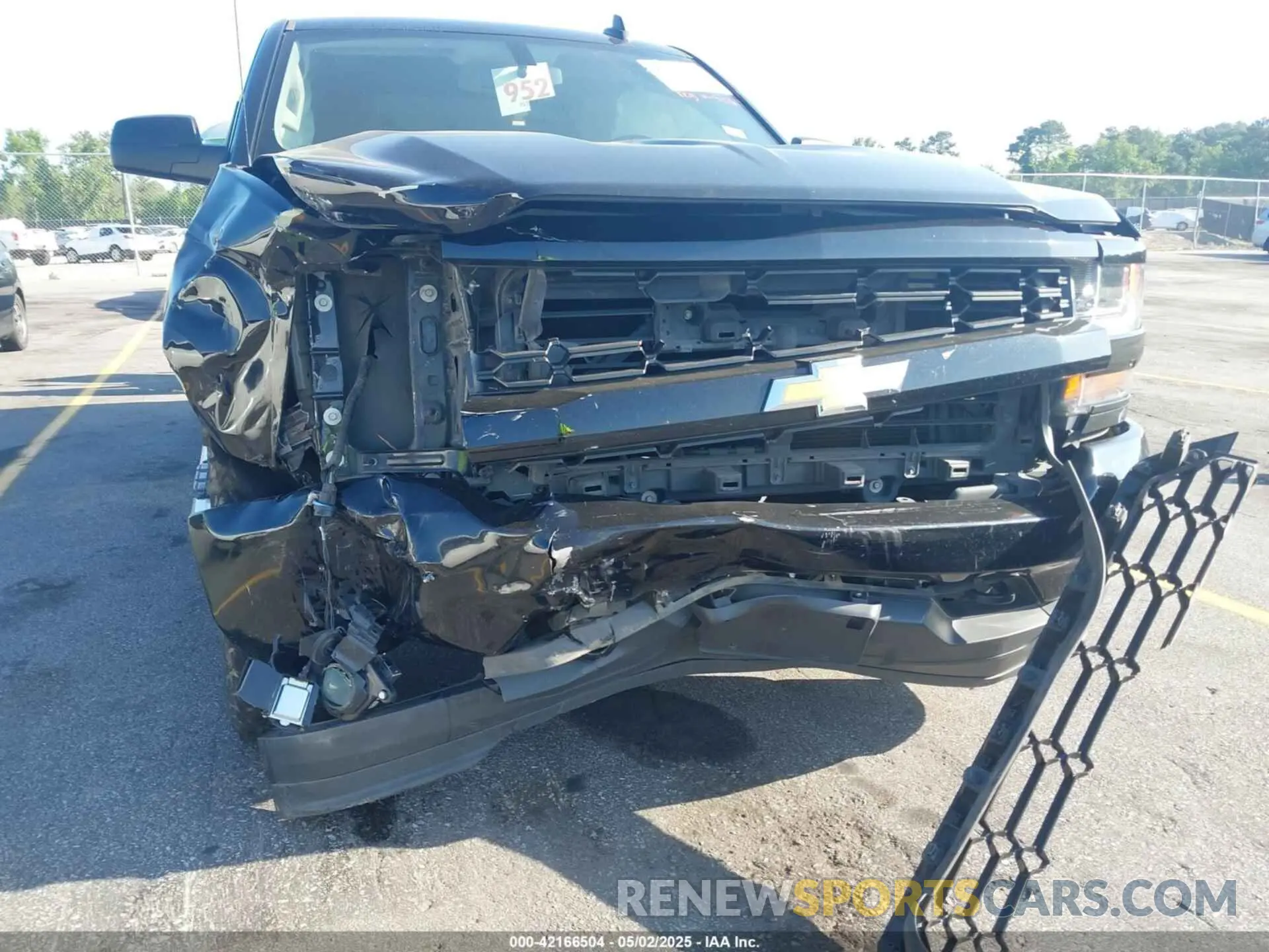 6 Photograph of a damaged car 2GCRCMEC8K1197399 CHEVROLET SILVERADO 1500 LD 2019