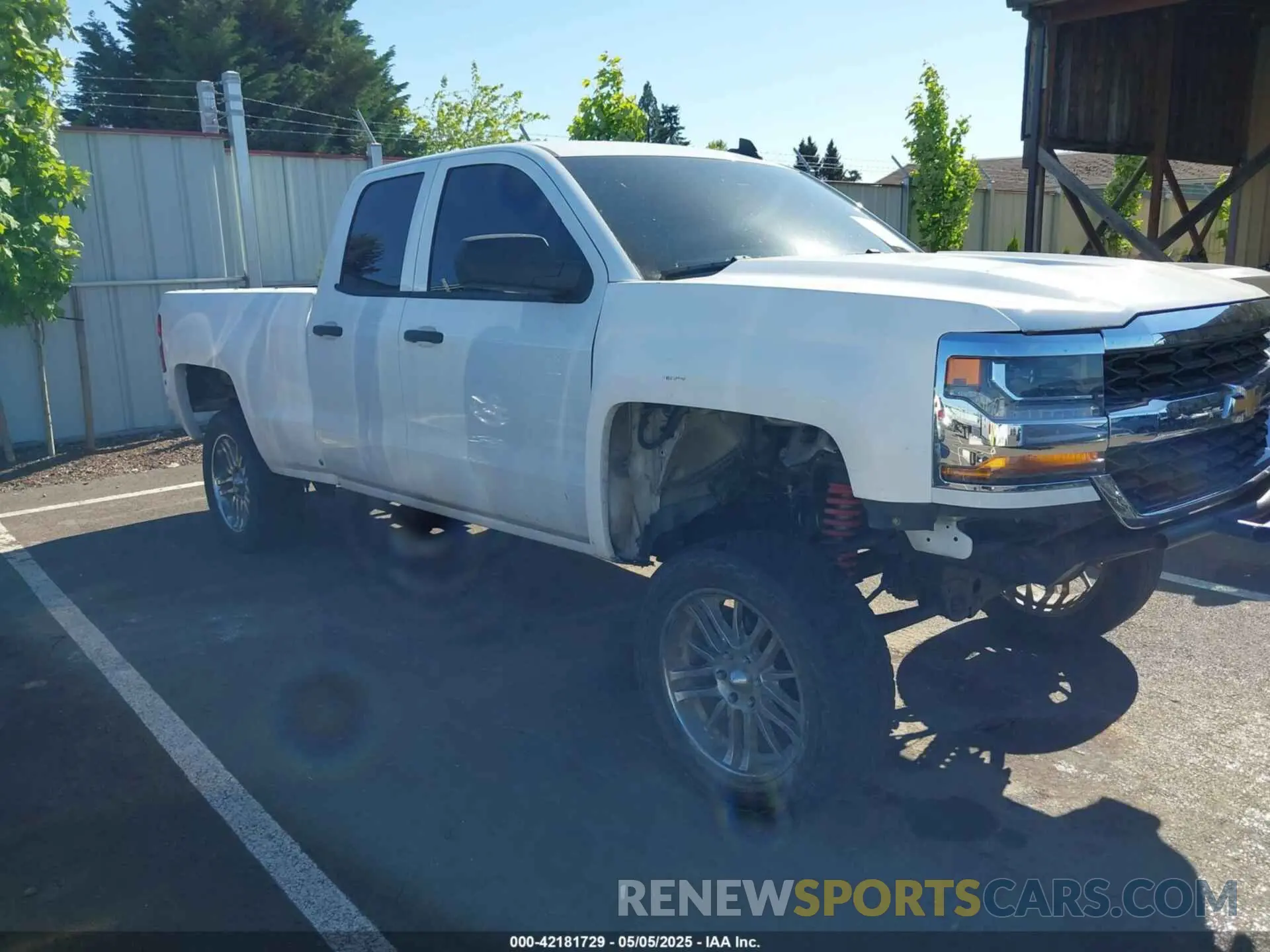 1 Photograph of a damaged car 2GCRCNECXK1243420 CHEVROLET SILVERADO 1500 LD 2019