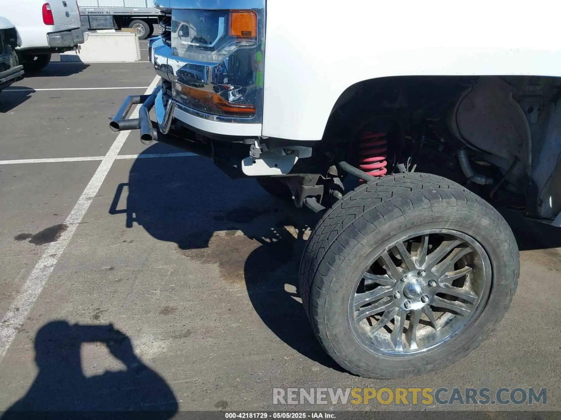 12 Photograph of a damaged car 2GCRCNECXK1243420 CHEVROLET SILVERADO 1500 LD 2019