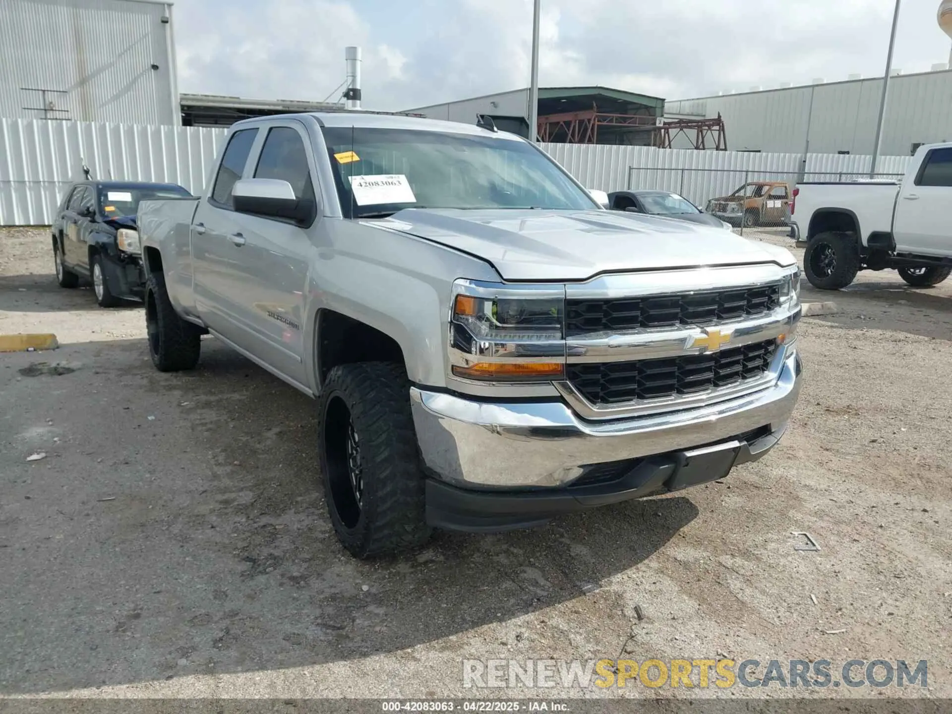 1 Photograph of a damaged car 2GCRCPEC1K1123744 CHEVROLET SILVERADO 1500 LD 2019
