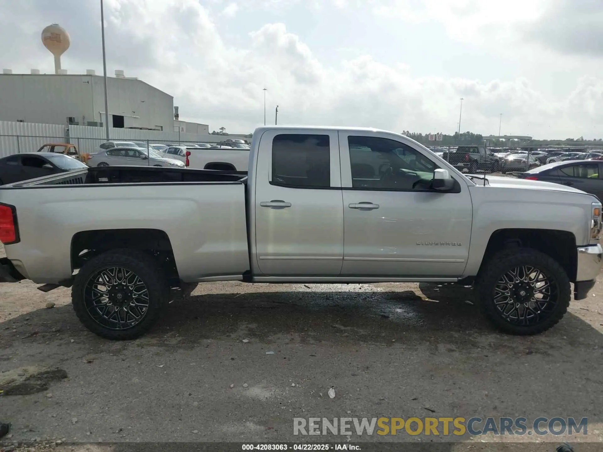 13 Photograph of a damaged car 2GCRCPEC1K1123744 CHEVROLET SILVERADO 1500 LD 2019