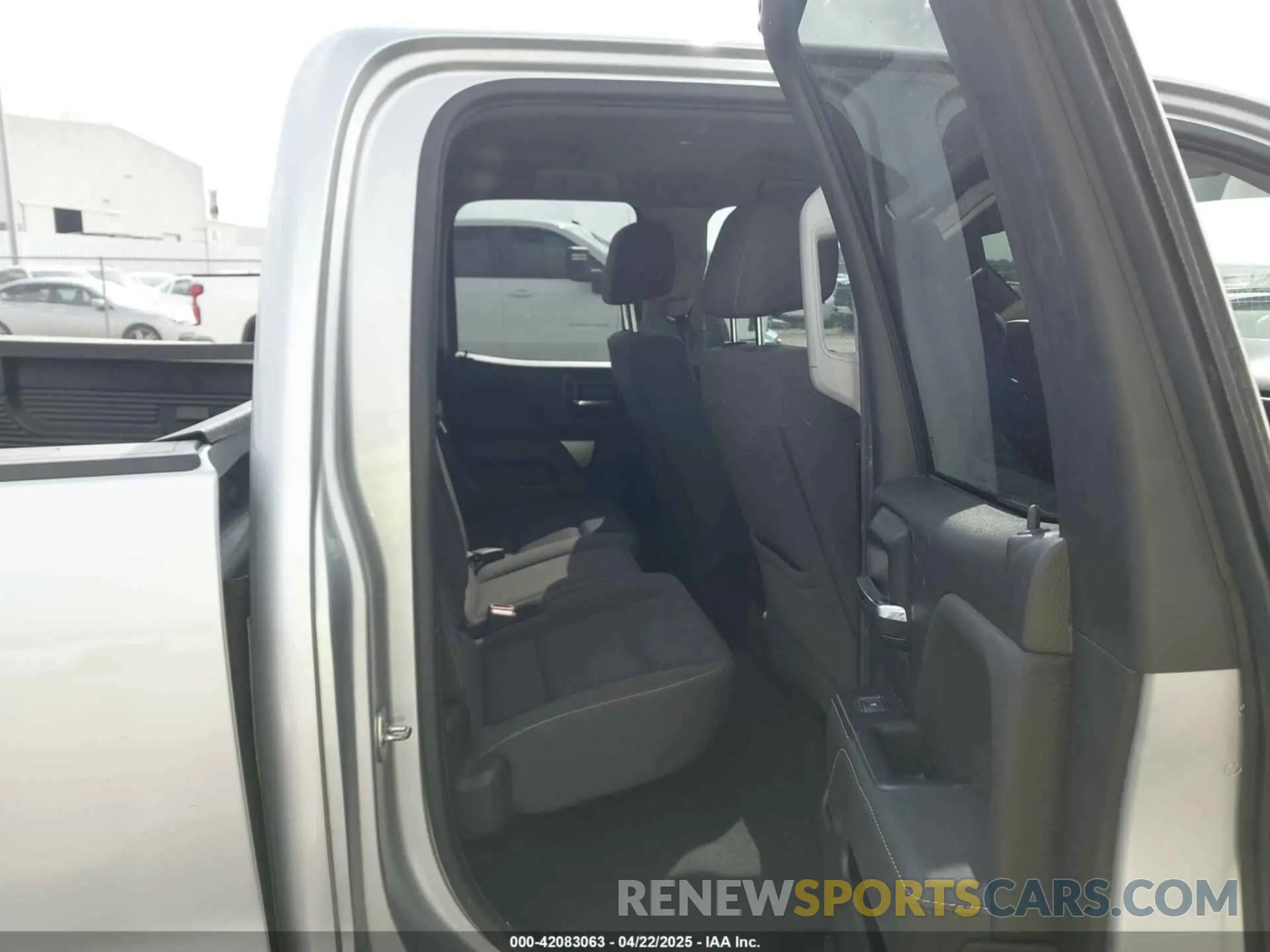 8 Photograph of a damaged car 2GCRCPEC1K1123744 CHEVROLET SILVERADO 1500 LD 2019