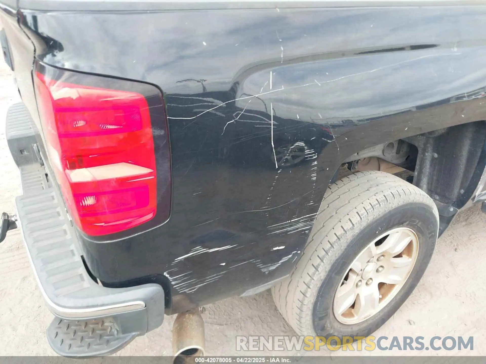 12 Photograph of a damaged car 2GCRCPEC5K1126338 CHEVROLET SILVERADO 1500 LD 2019