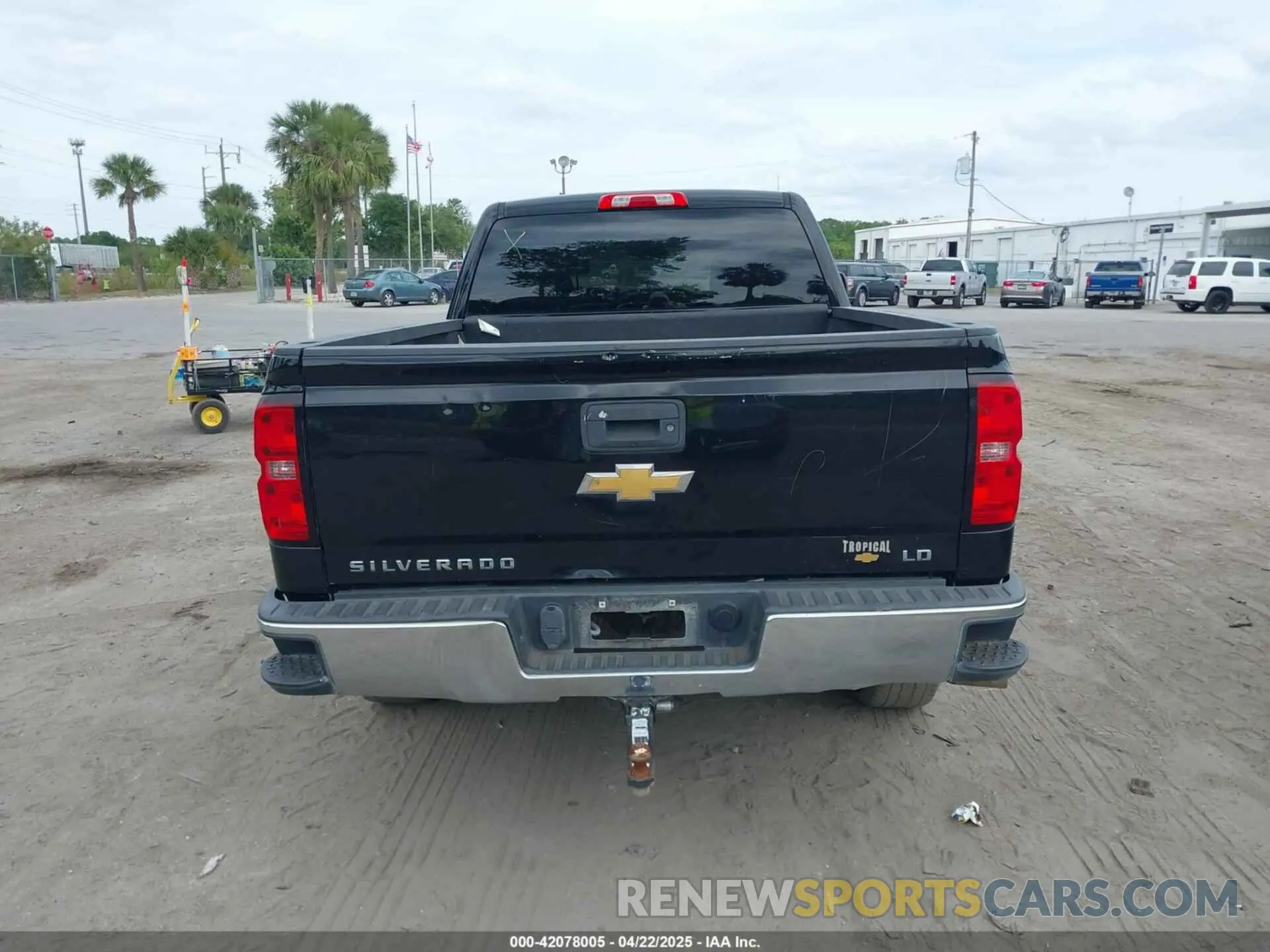 17 Photograph of a damaged car 2GCRCPEC5K1126338 CHEVROLET SILVERADO 1500 LD 2019