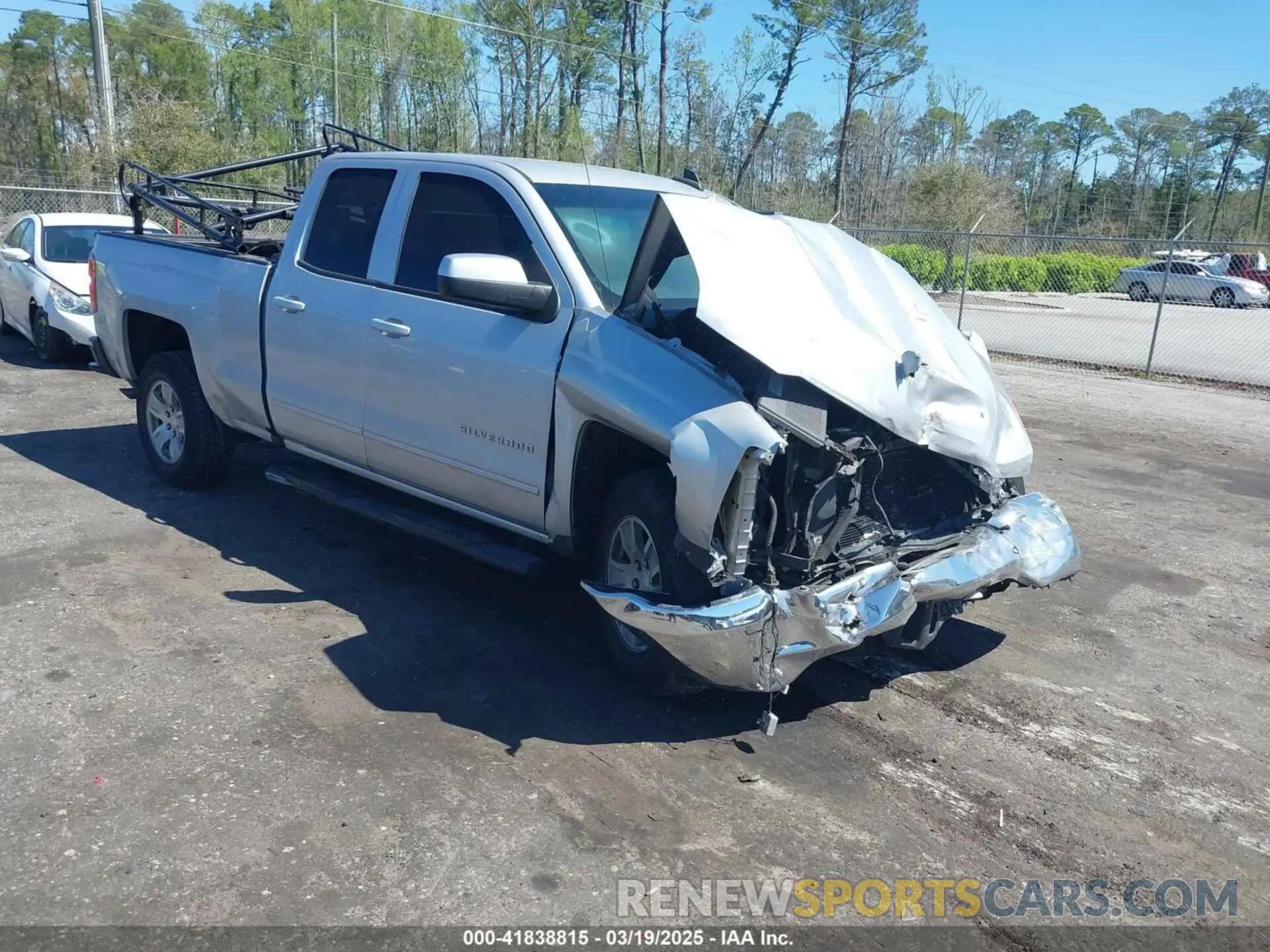 1 Photograph of a damaged car 2GCRCPEC5K1150056 CHEVROLET SILVERADO 1500 LD 2019