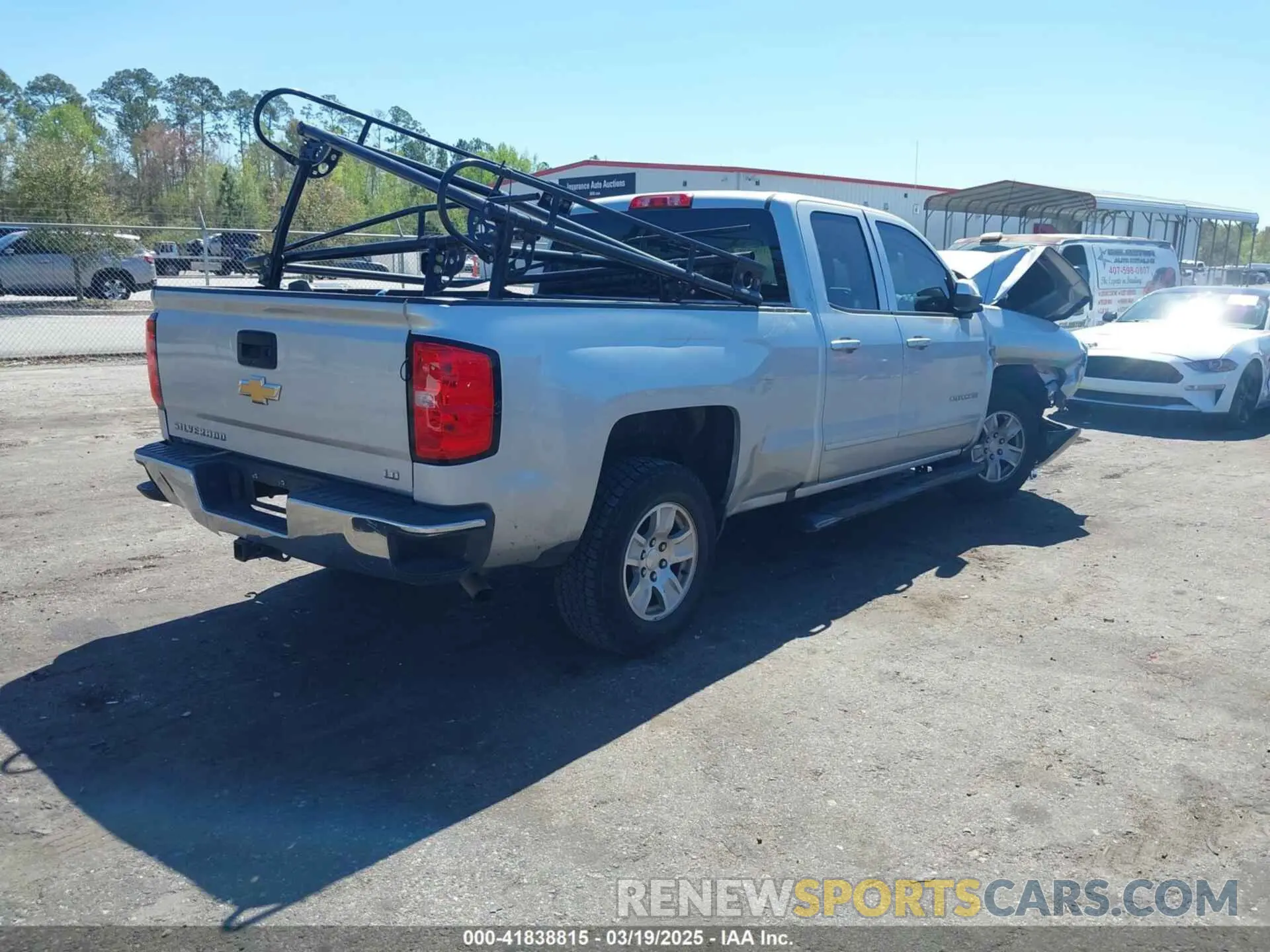 4 Photograph of a damaged car 2GCRCPEC5K1150056 CHEVROLET SILVERADO 1500 LD 2019