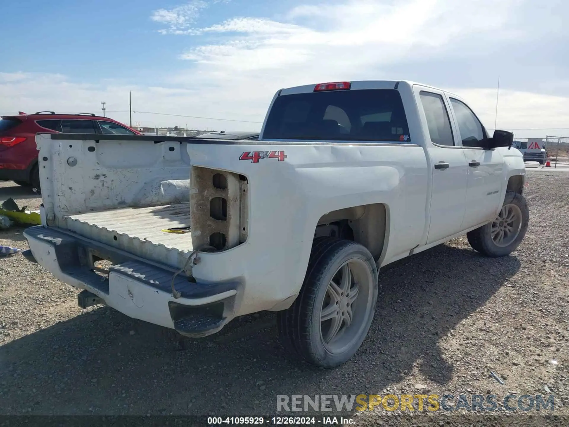 4 Photograph of a damaged car 2GCVKMEC4K1231145 CHEVROLET SILVERADO 1500 LD 2019