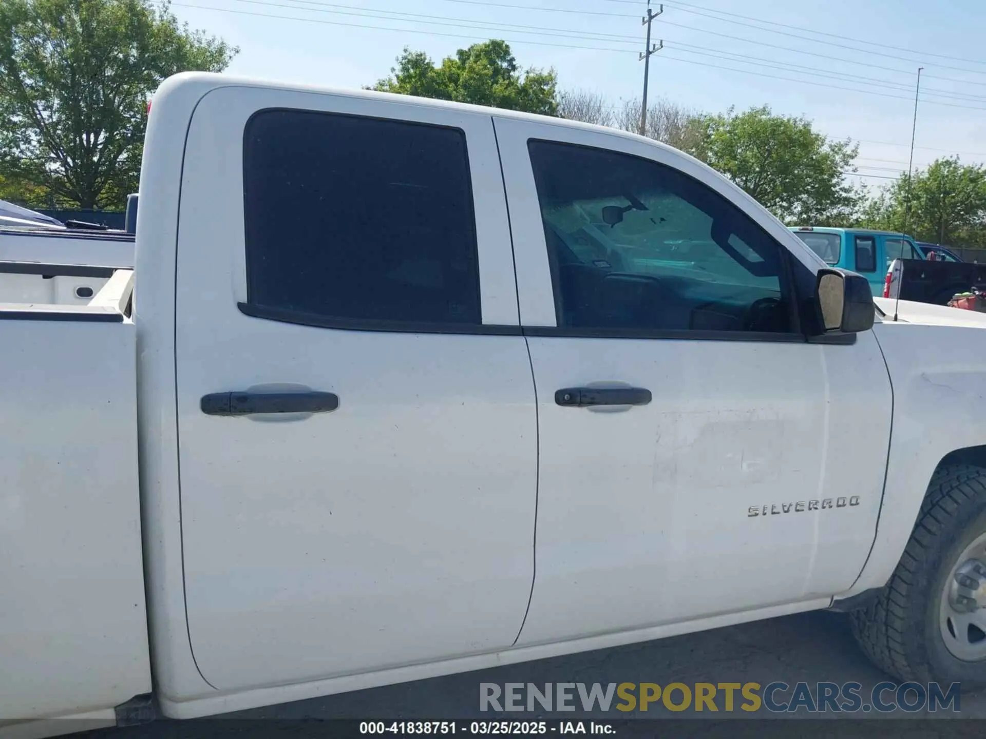 13 Photograph of a damaged car 2GCVKNEC4K1159580 CHEVROLET SILVERADO 1500 LD 2019