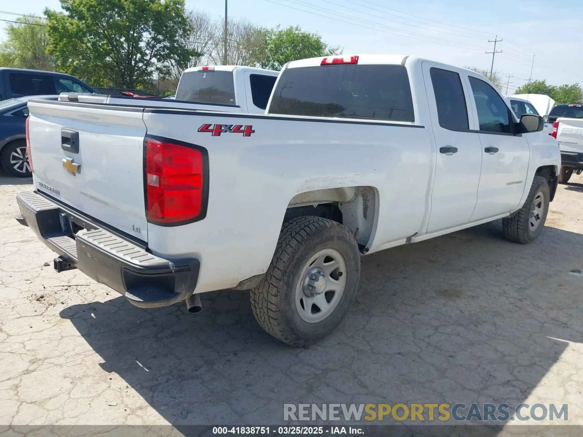 4 Photograph of a damaged car 2GCVKNEC4K1159580 CHEVROLET SILVERADO 1500 LD 2019
