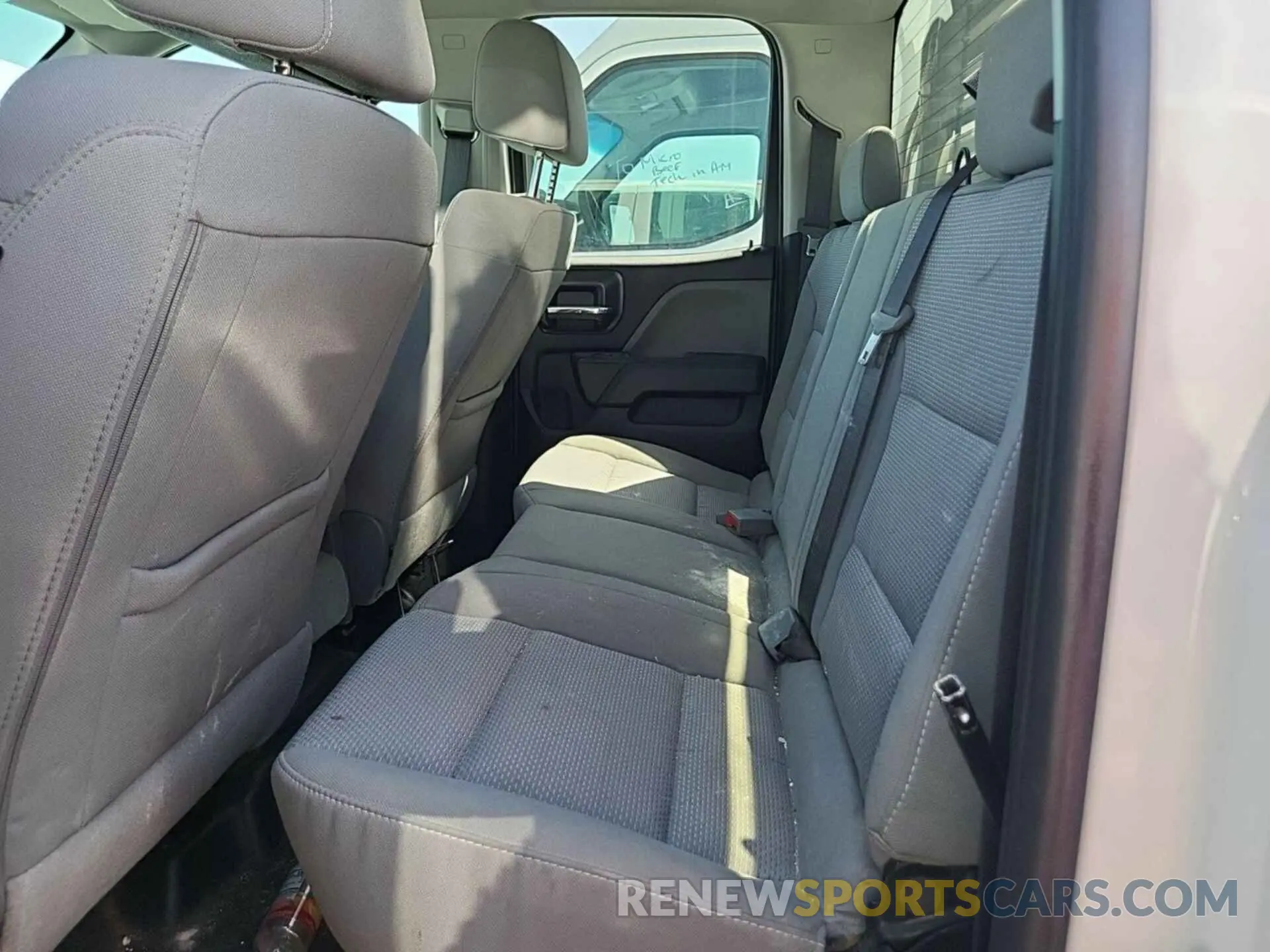 1 Photograph of a damaged car 2GCVKNEC5K1205241 CHEVROLET SILVERADO 1500 LD 2019