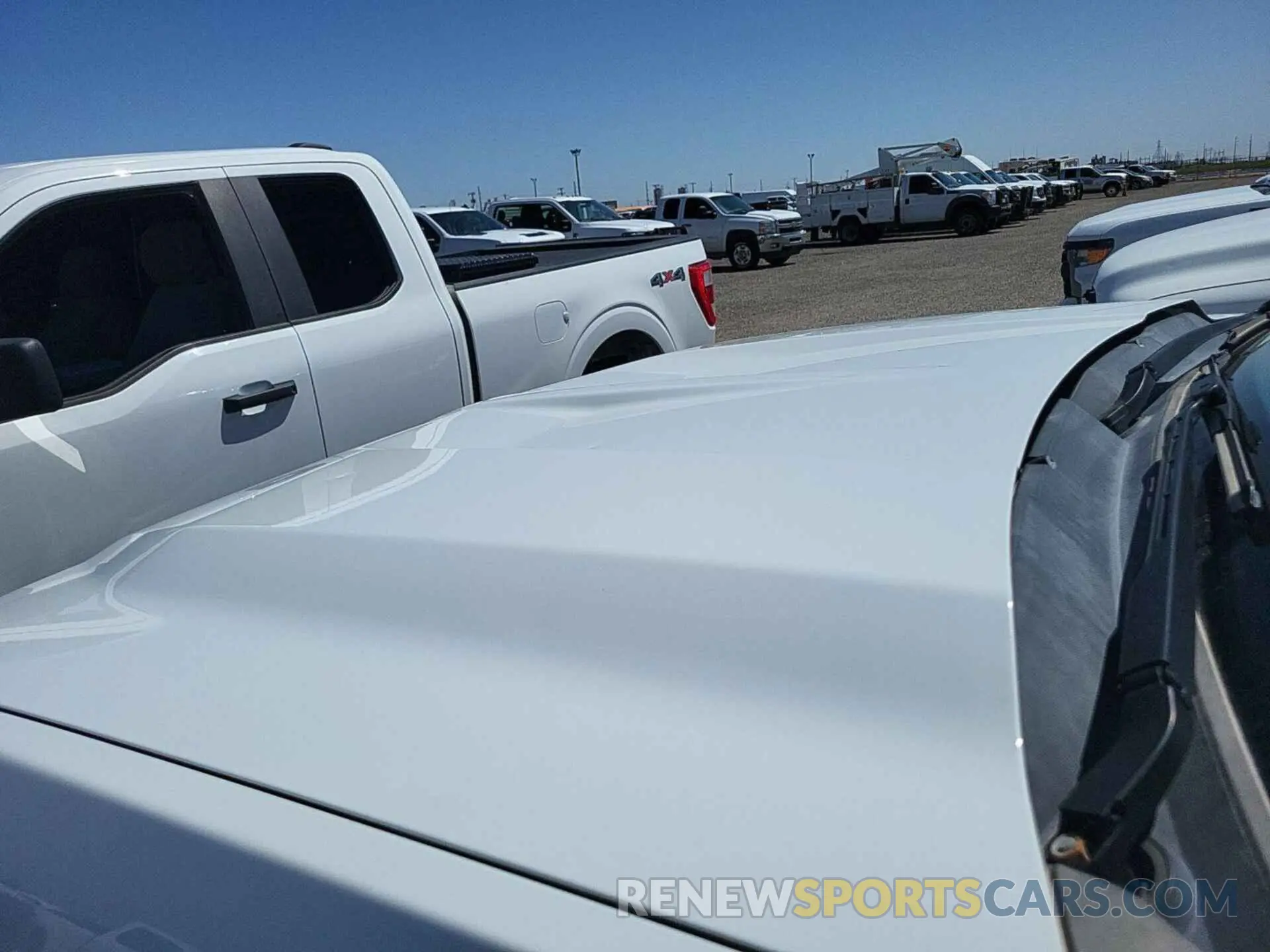 5 Photograph of a damaged car 2GCVKNEC5K1205241 CHEVROLET SILVERADO 1500 LD 2019