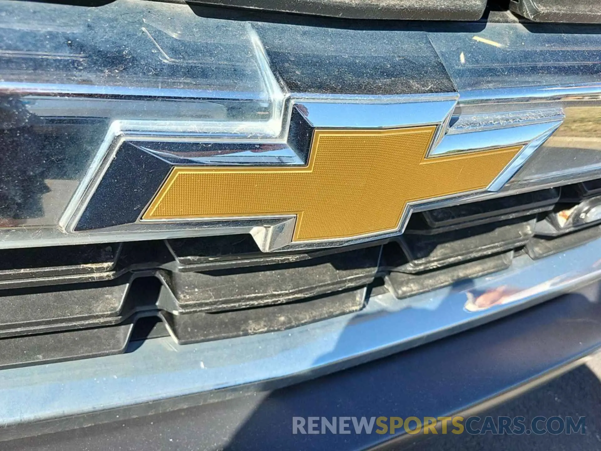 4 Photograph of a damaged car 2GCVKNEC6K1115807 CHEVROLET SILVERADO 1500 LD 2019
