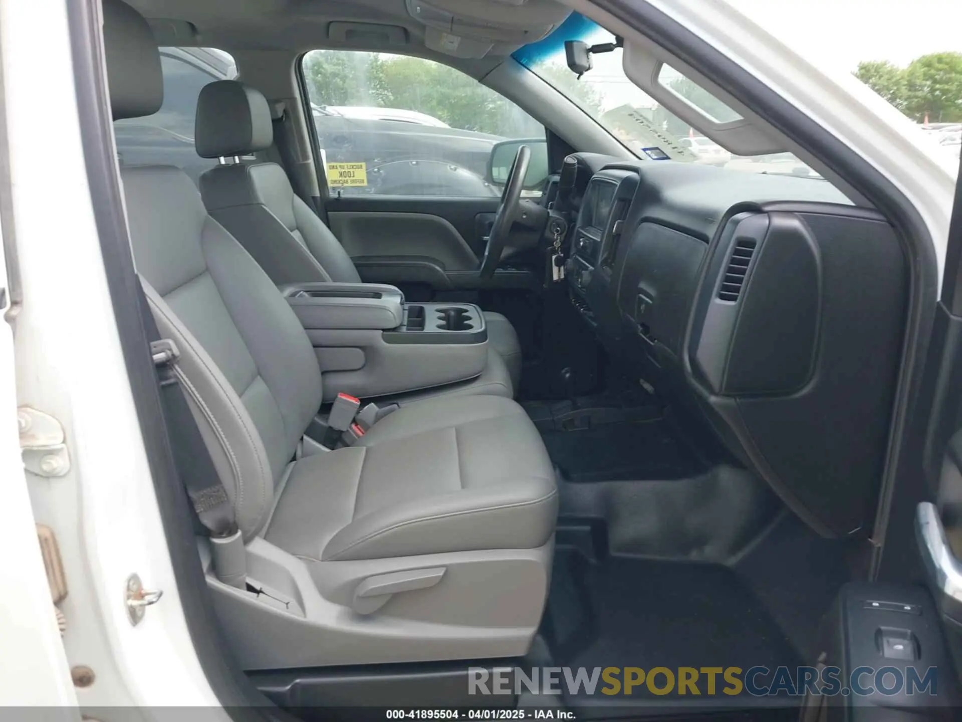 5 Photograph of a damaged car 2GCVKNEC8K1160649 CHEVROLET SILVERADO 1500 LD 2019