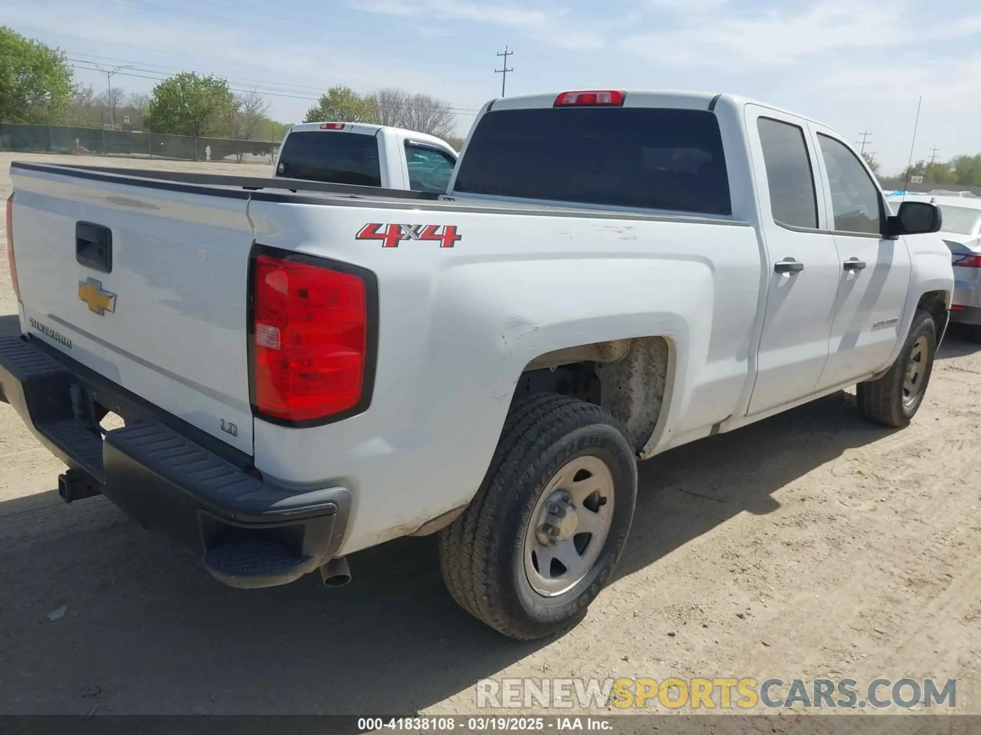 4 Photograph of a damaged car 2GCVKNECXK1162337 CHEVROLET SILVERADO 1500 LD 2019