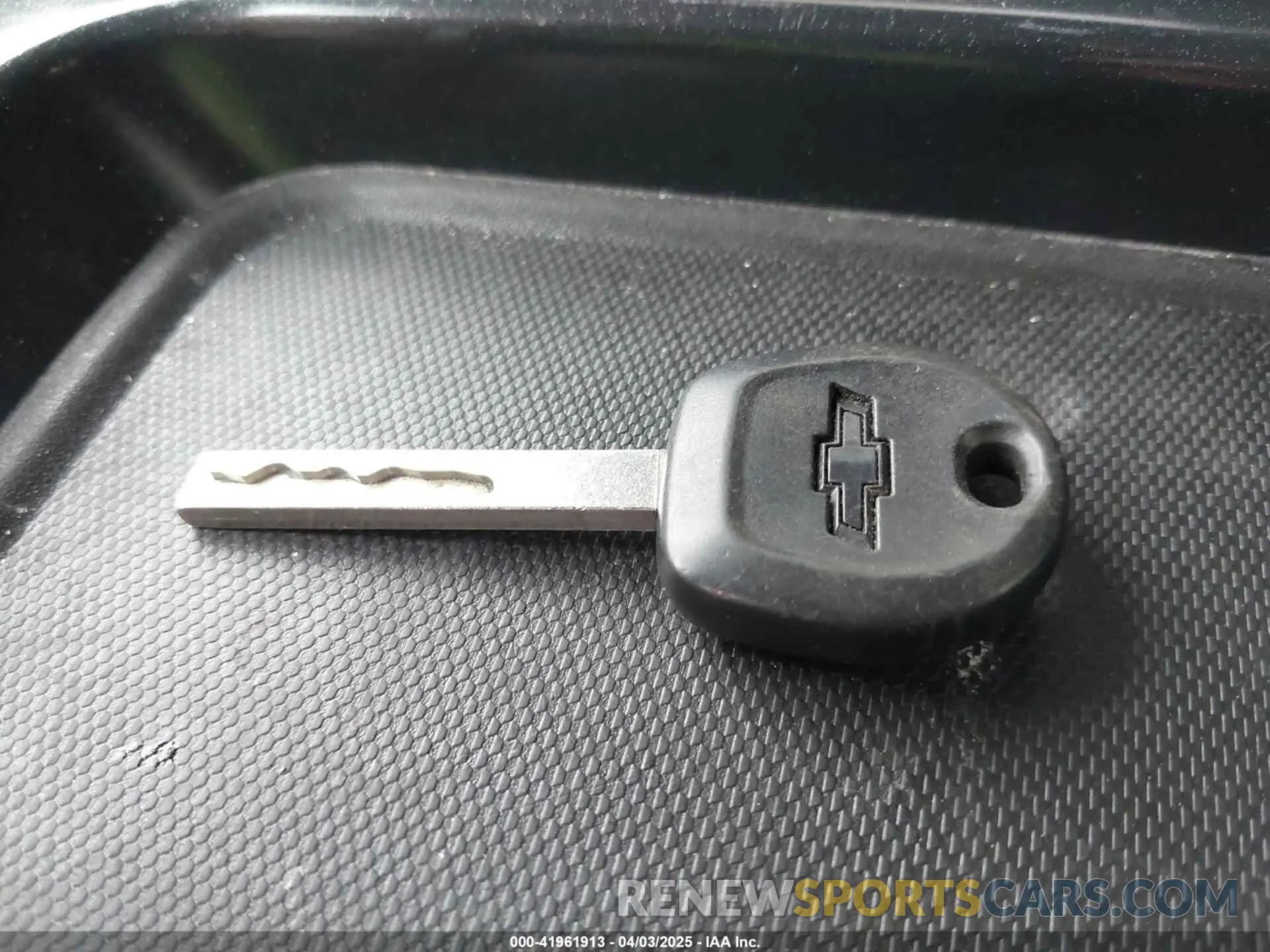 11 Photograph of a damaged car 2GCVKPEC0K1193463 CHEVROLET SILVERADO 1500 LD 2019