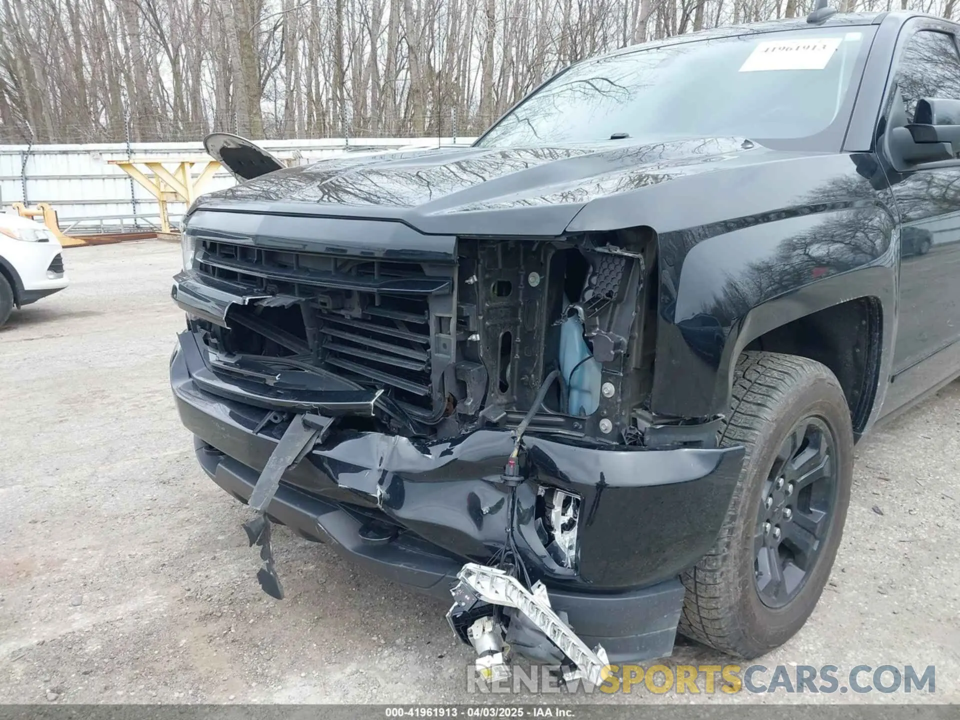 6 Photograph of a damaged car 2GCVKPEC0K1193463 CHEVROLET SILVERADO 1500 LD 2019