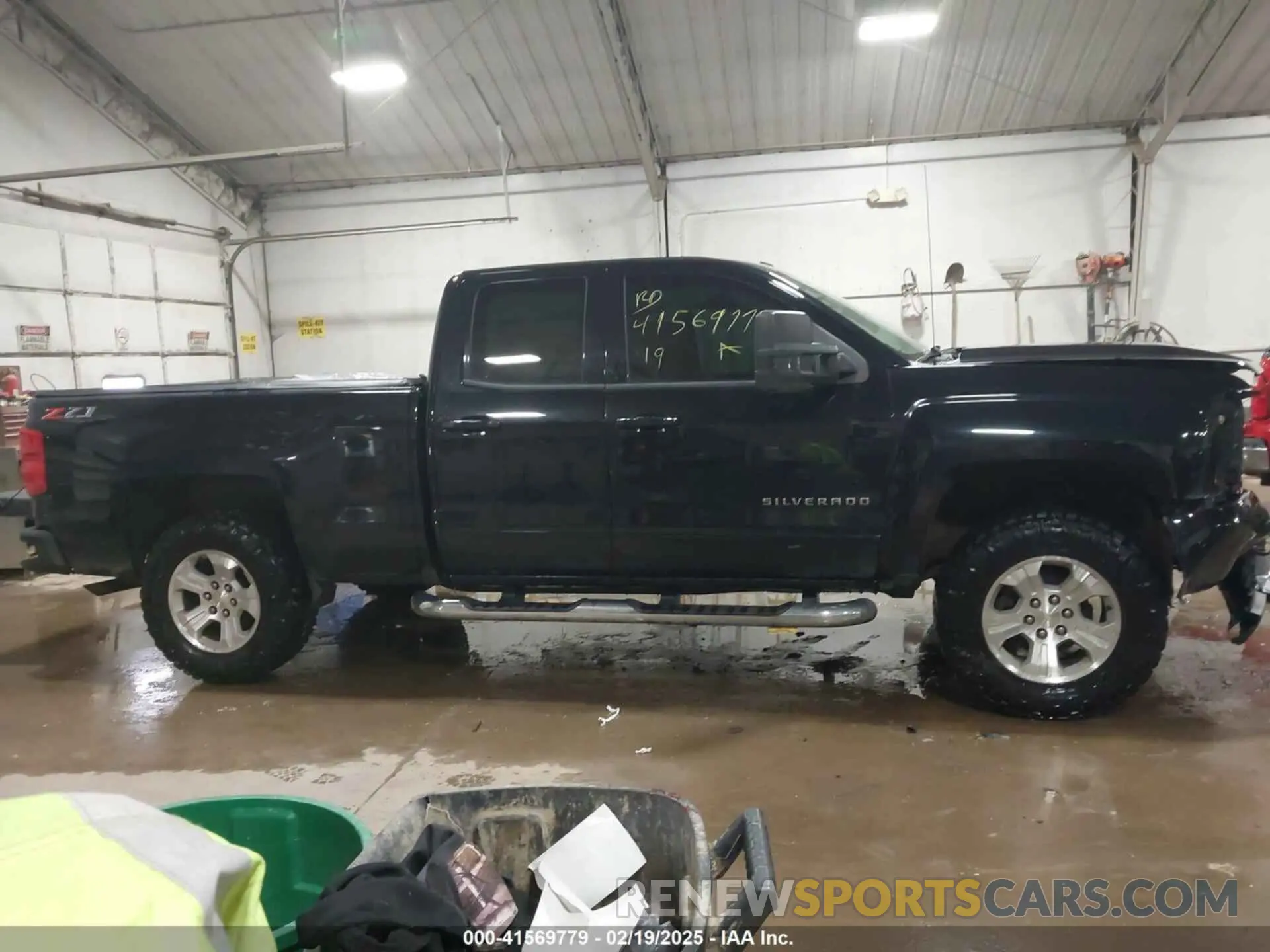 13 Photograph of a damaged car 2GCVKPEC1K1115080 CHEVROLET SILVERADO 1500 LD 2019