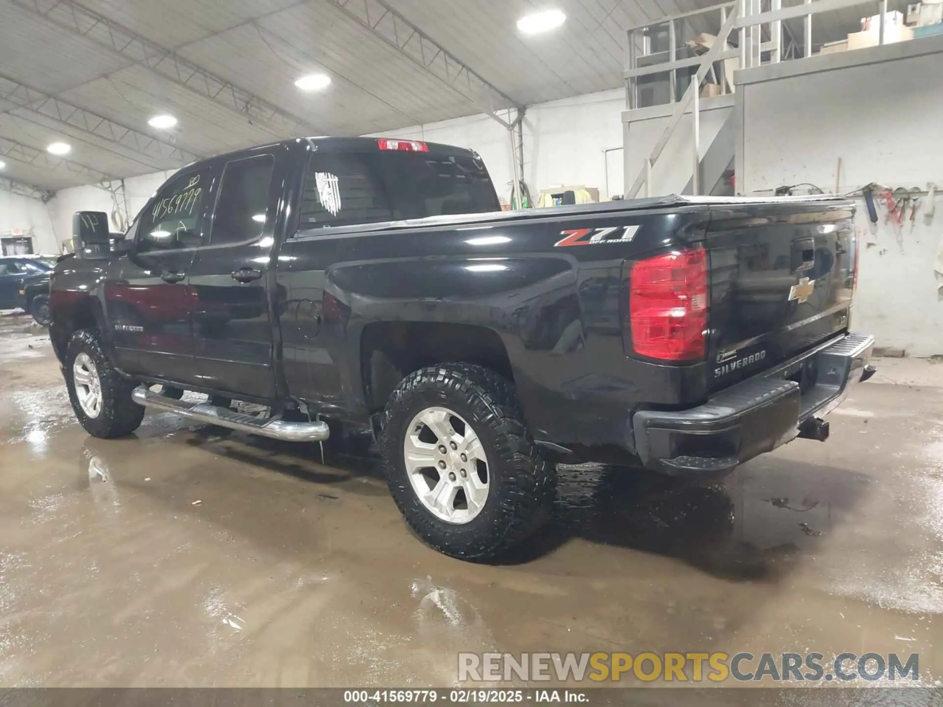 3 Photograph of a damaged car 2GCVKPEC1K1115080 CHEVROLET SILVERADO 1500 LD 2019