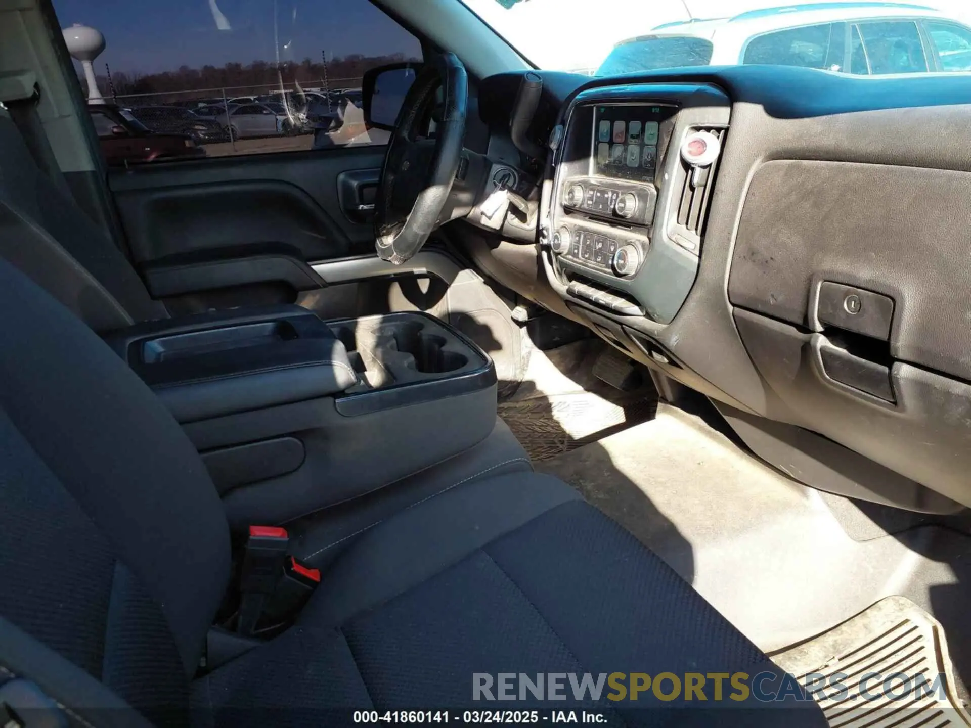 5 Photograph of a damaged car 2GCVKPEC1K1149309 CHEVROLET SILVERADO 1500 LD 2019