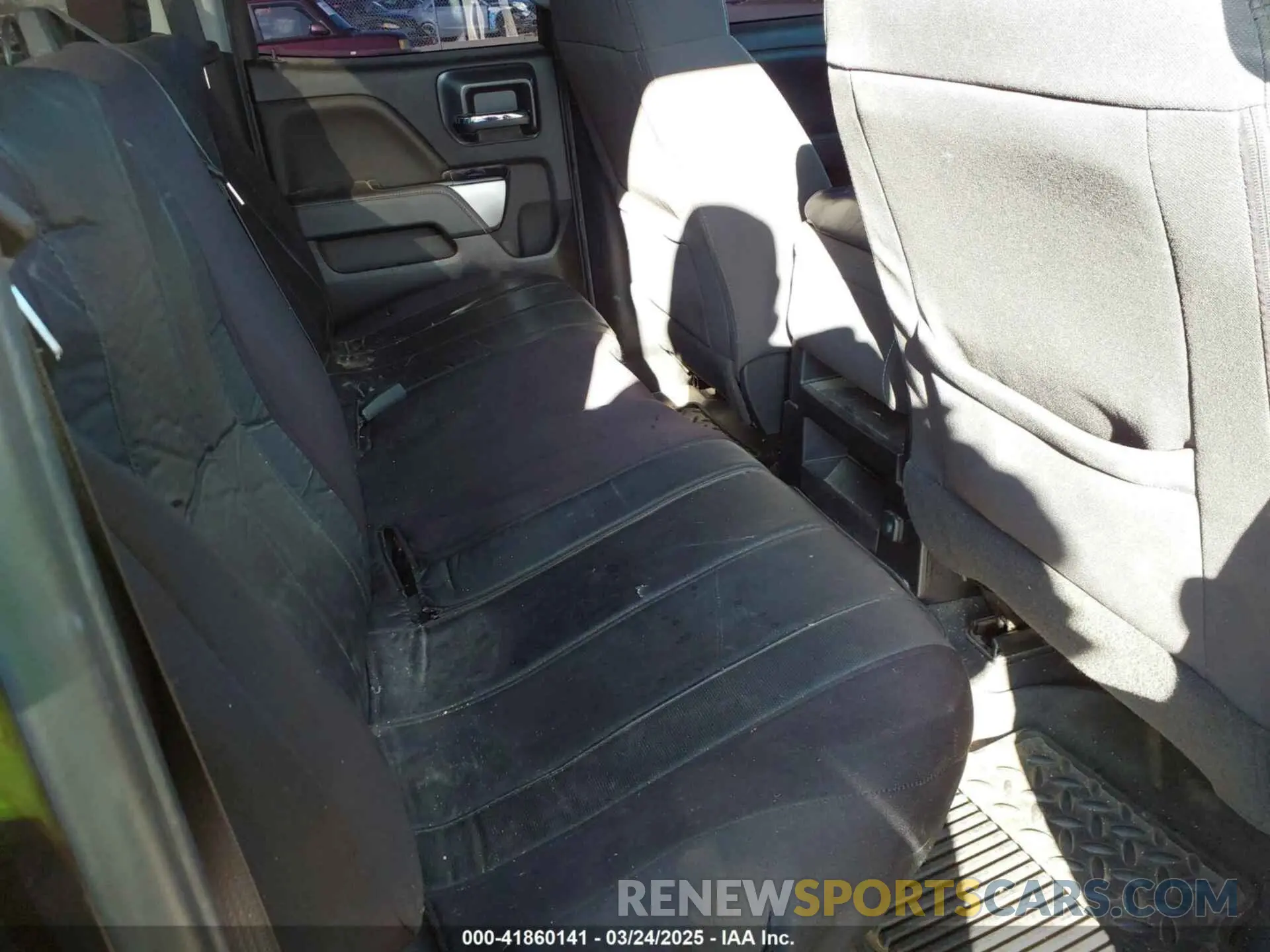 8 Photograph of a damaged car 2GCVKPEC1K1149309 CHEVROLET SILVERADO 1500 LD 2019