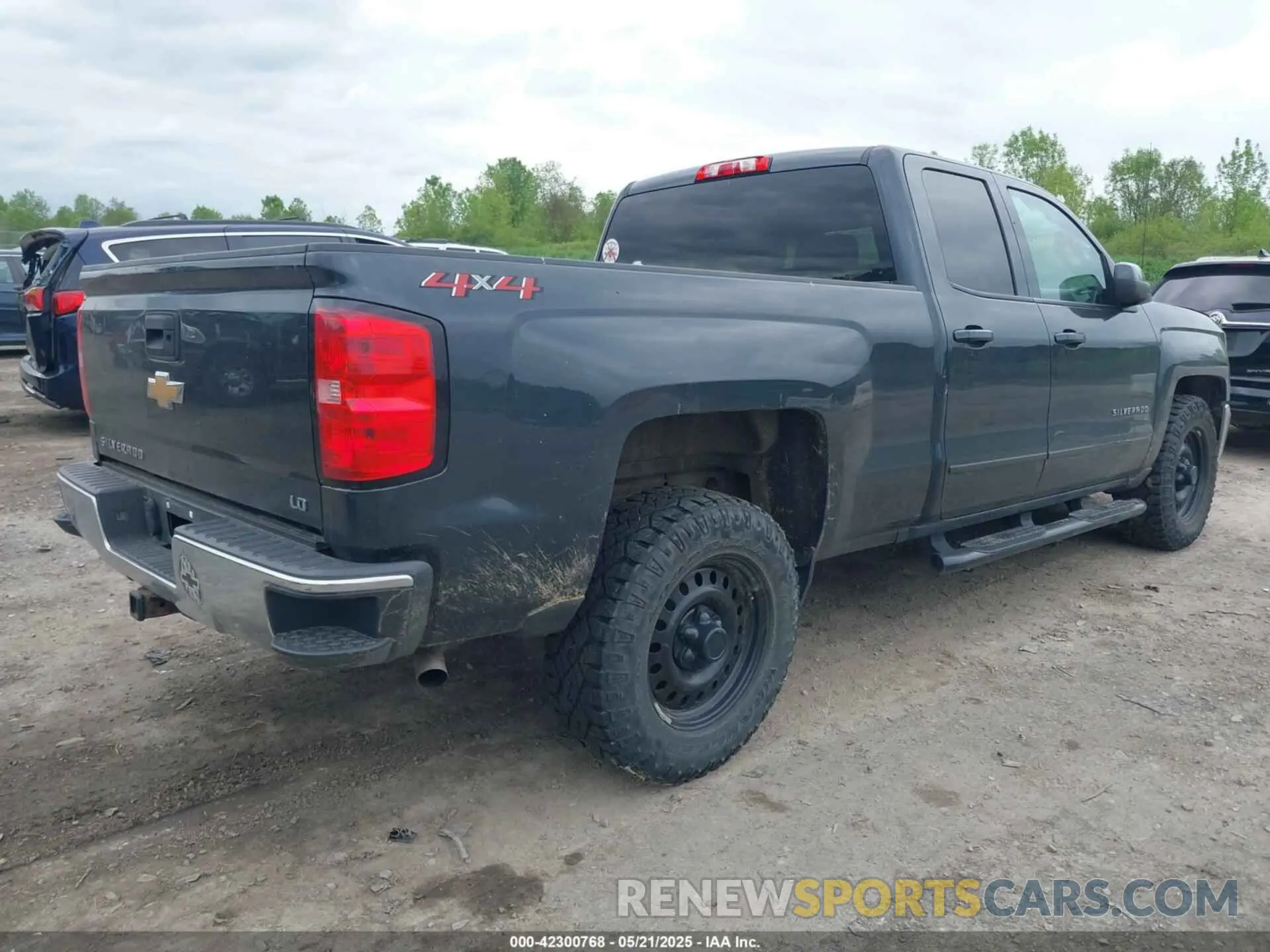 4 Photograph of a damaged car 2GCVKPEC1K1181936 CHEVROLET SILVERADO 1500 LD 2019
