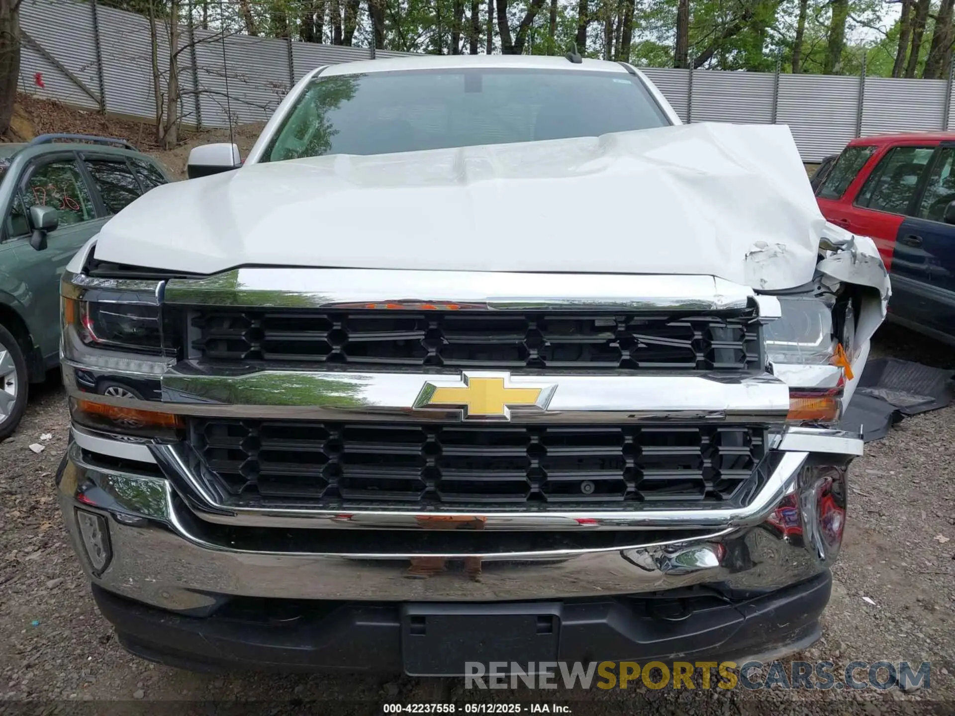 12 Photograph of a damaged car 2GCVKPEC1K1201750 CHEVROLET SILVERADO 1500 LD 2019
