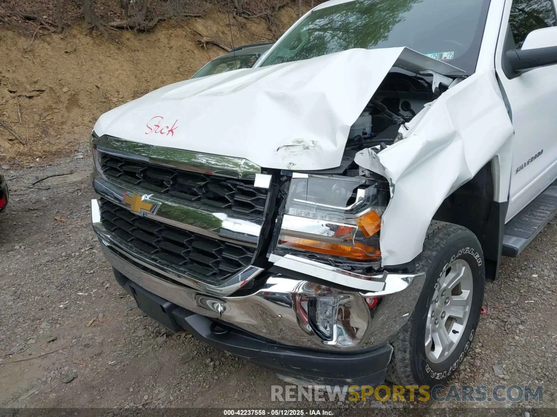 6 Photograph of a damaged car 2GCVKPEC1K1201750 CHEVROLET SILVERADO 1500 LD 2019
