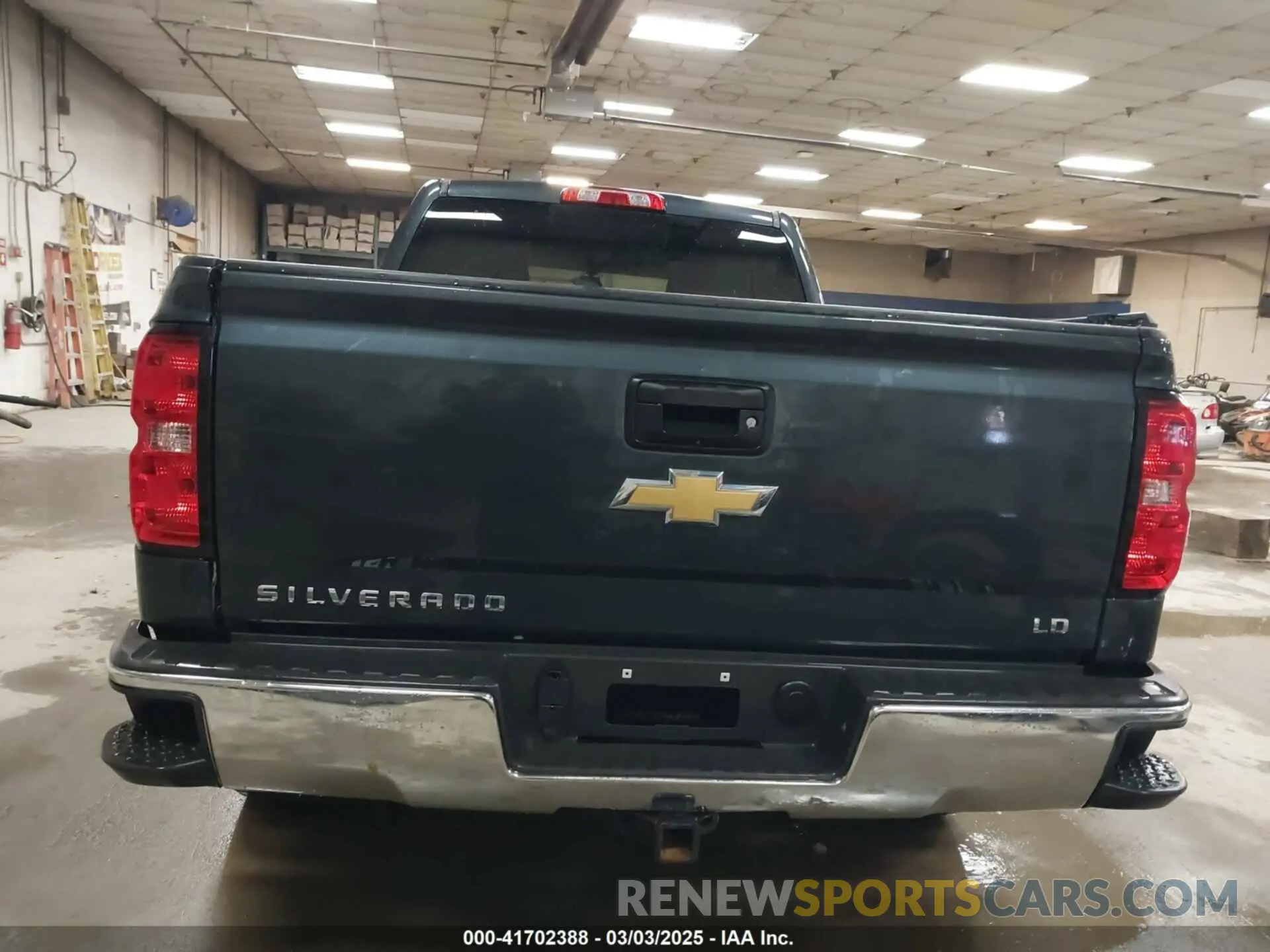 17 Photograph of a damaged car 2GCVKPEC2K1193772 CHEVROLET SILVERADO 1500 LD 2019