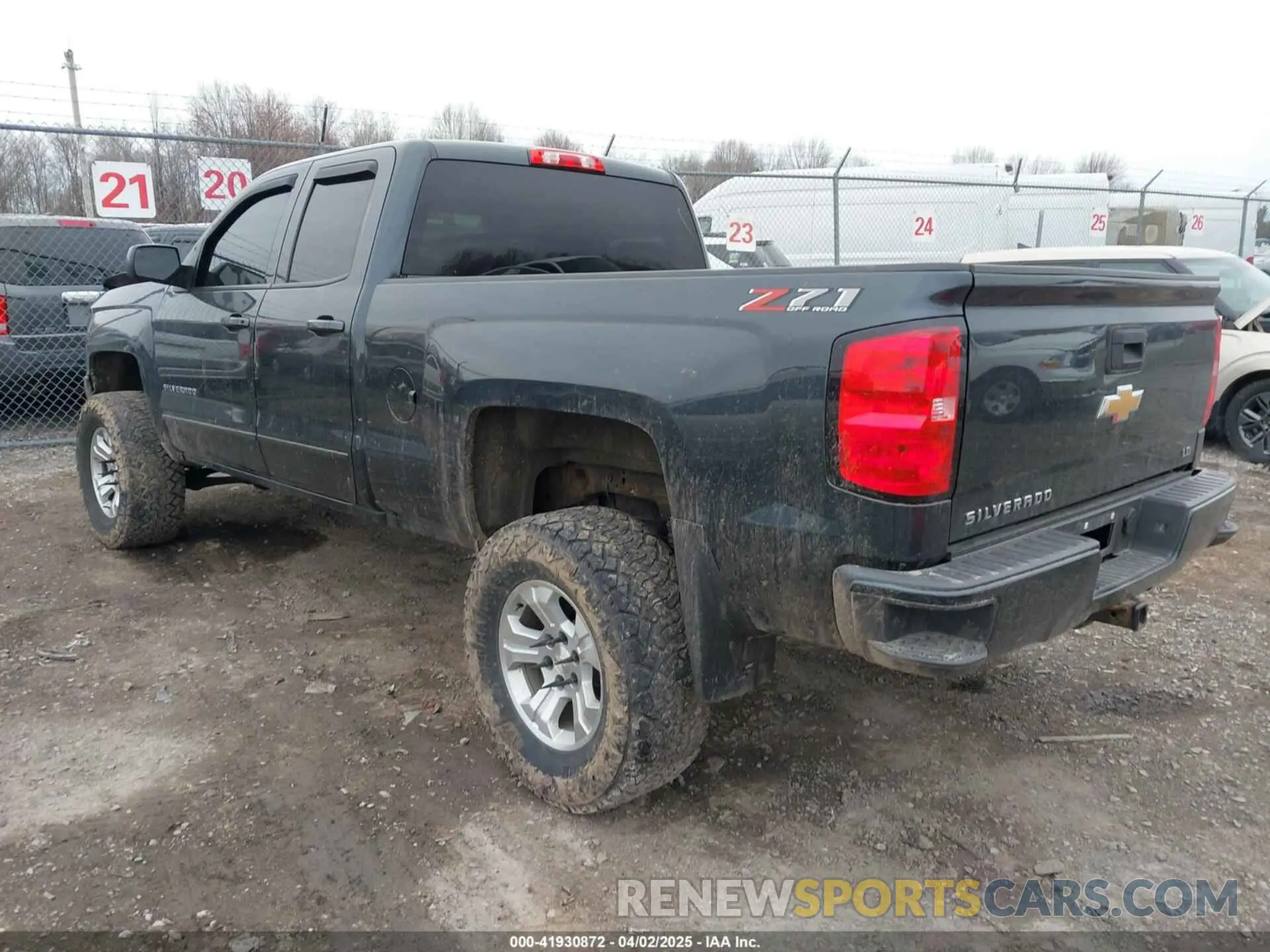 3 Photograph of a damaged car 2GCVKPEC3K1181601 CHEVROLET SILVERADO 1500 LD 2019