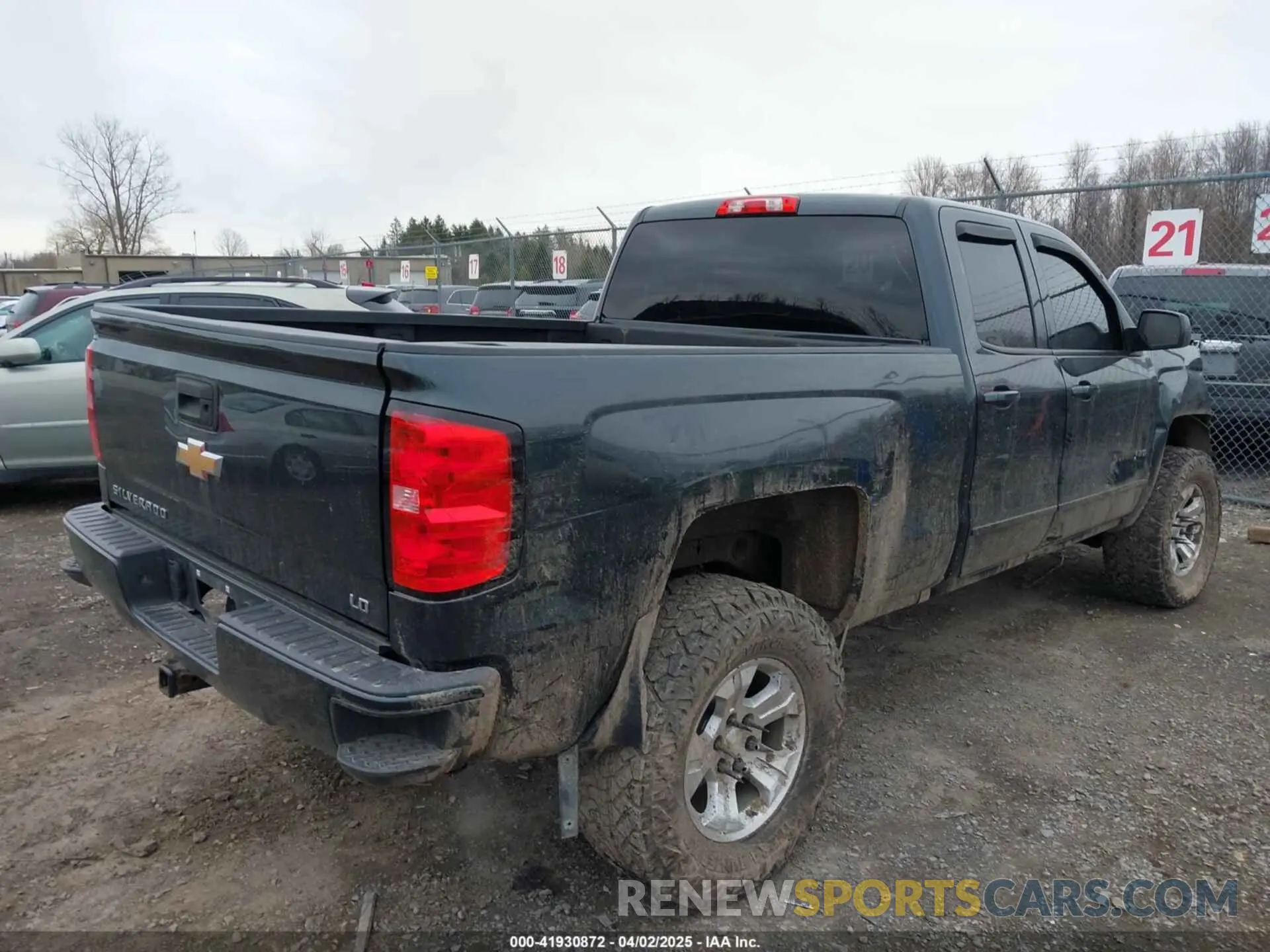 4 Photograph of a damaged car 2GCVKPEC3K1181601 CHEVROLET SILVERADO 1500 LD 2019