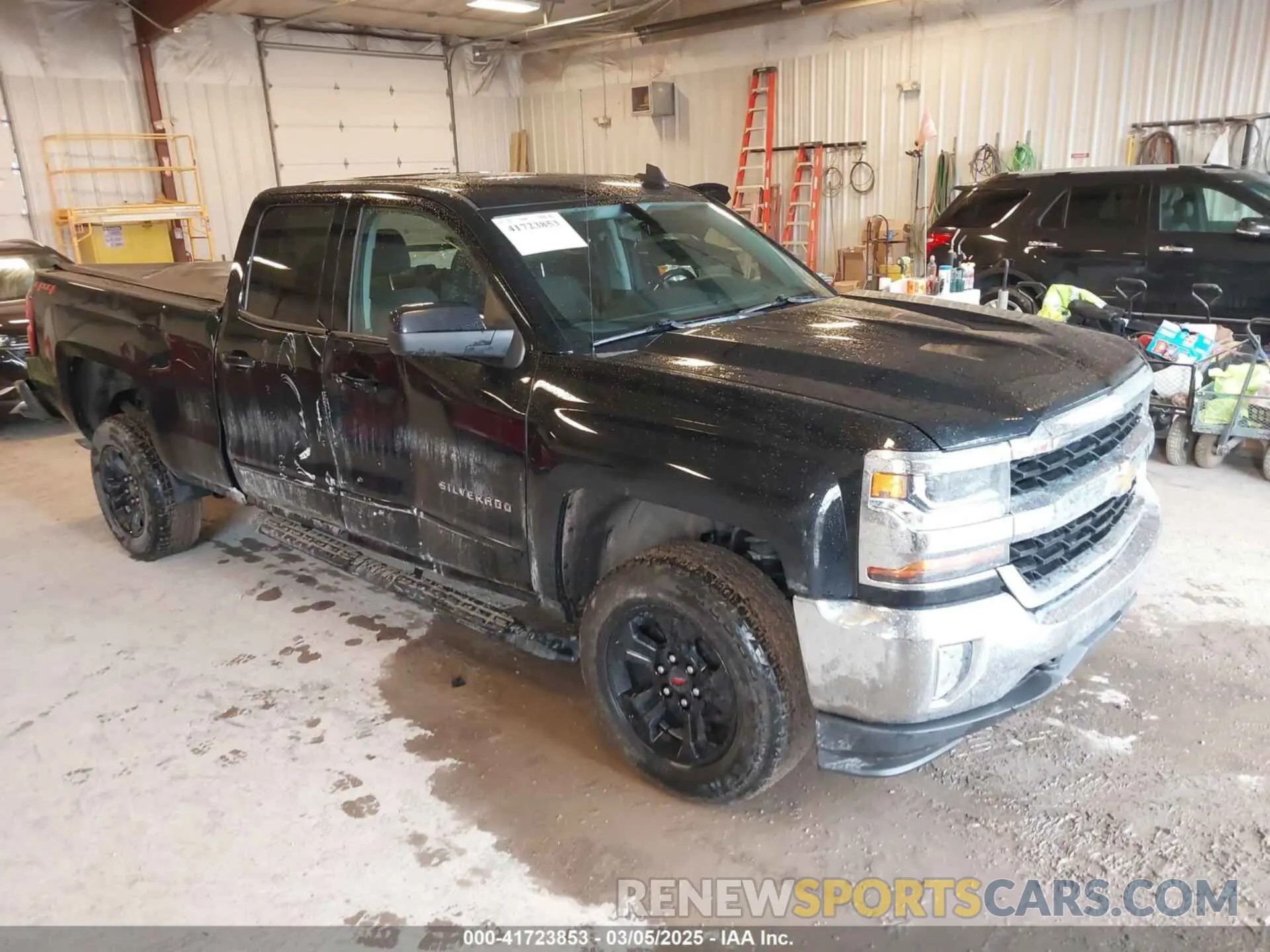1 Photograph of a damaged car 2GCVKPEC4K1135663 CHEVROLET SILVERADO 1500 LD 2019