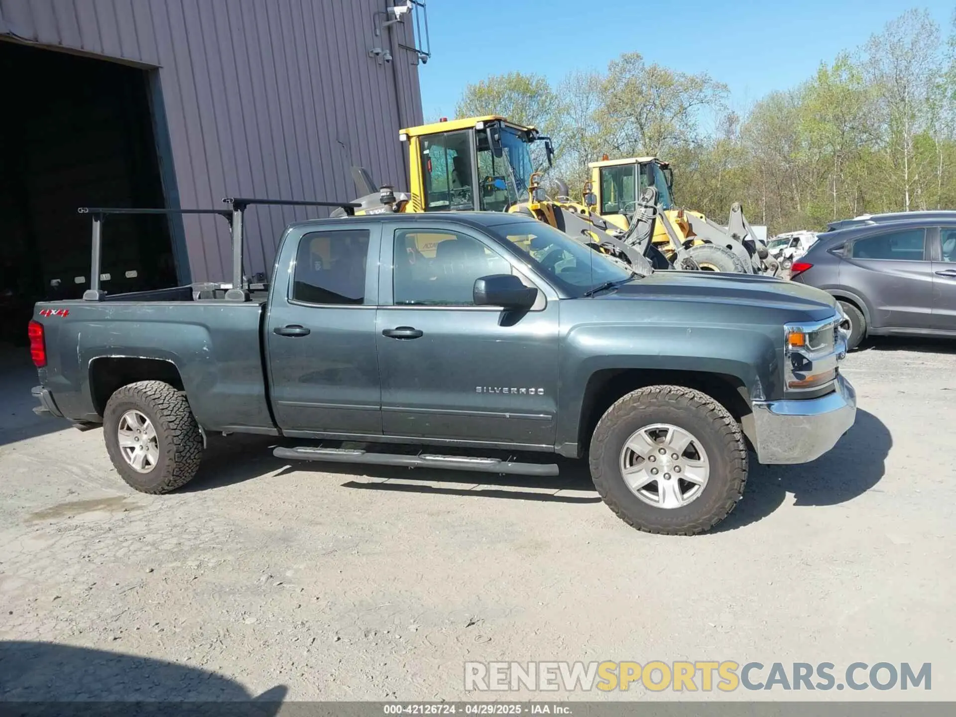 13 Photograph of a damaged car 2GCVKPEC5K1140418 CHEVROLET SILVERADO 1500 LD 2019