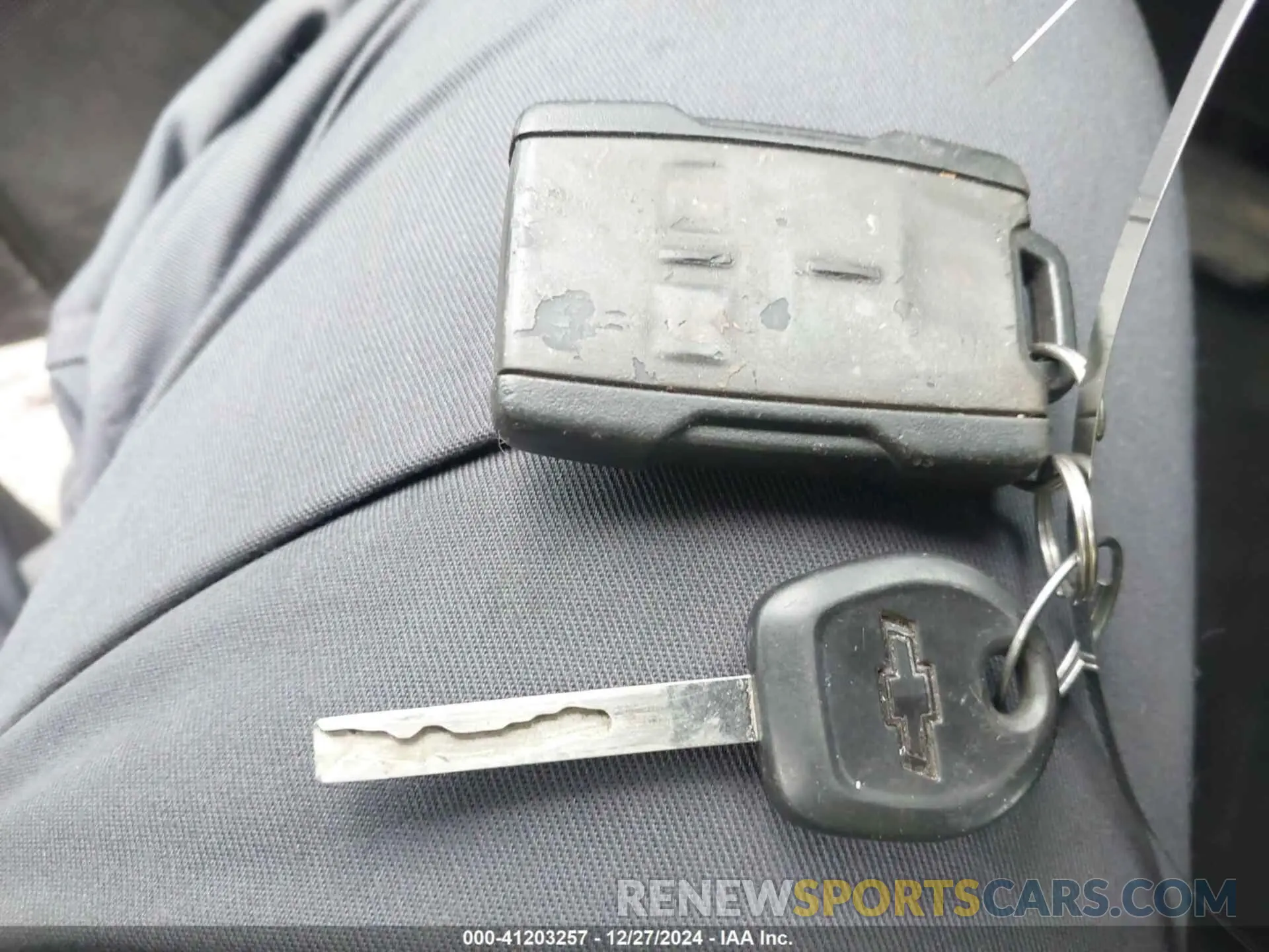 11 Photograph of a damaged car 2GCVKPEC6K1121392 CHEVROLET SILVERADO 1500 LD 2019