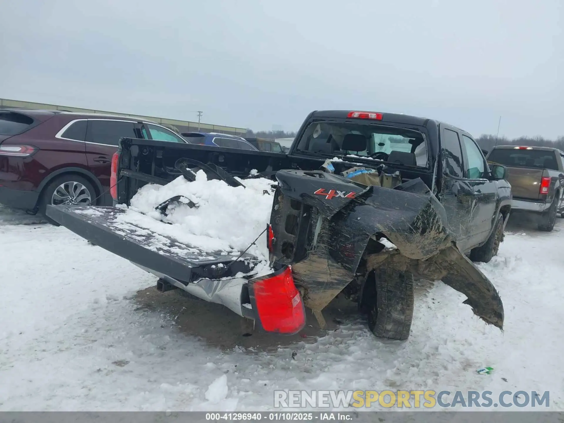 4 Photograph of a damaged car 2GCVKPEC6K1194116 CHEVROLET SILVERADO 1500 LD 2019