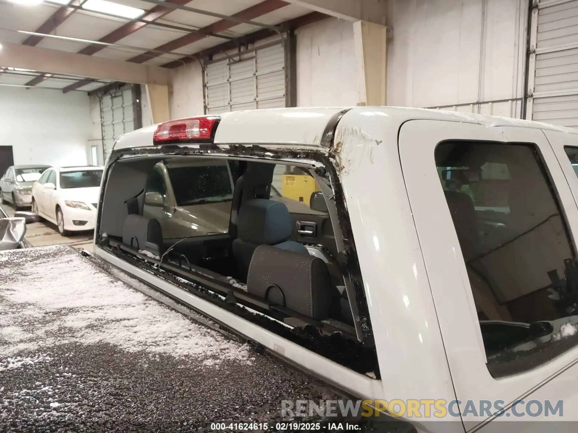 6 Photograph of a damaged car 2GCVKPEC7K1130036 CHEVROLET SILVERADO 1500 LD 2019