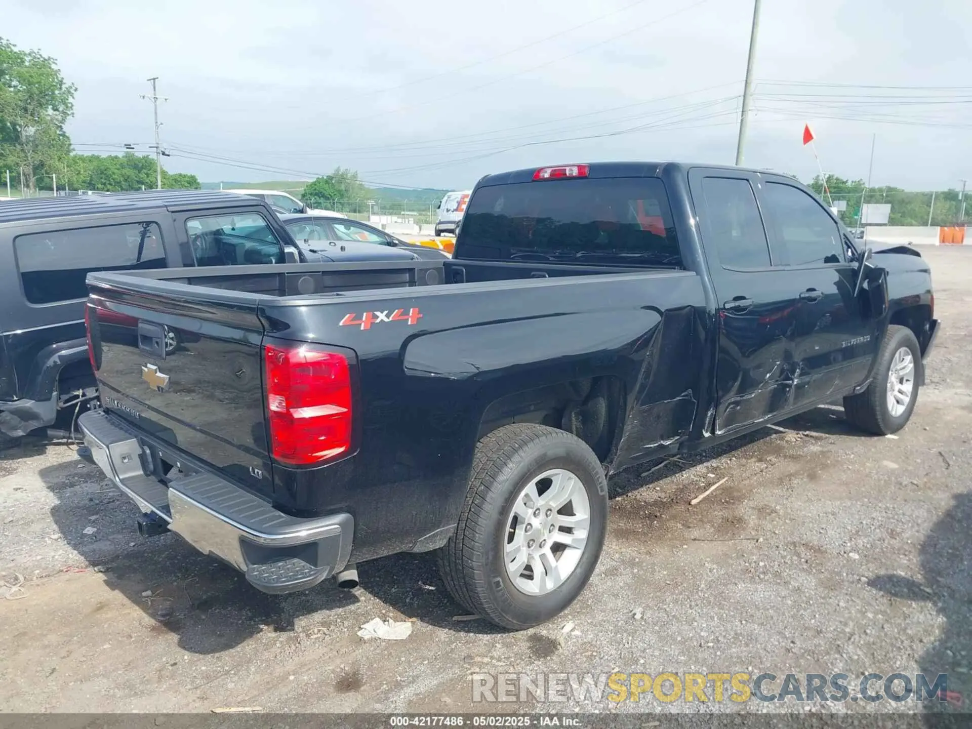 4 Photograph of a damaged car 2GCVKPEC8K1157973 CHEVROLET SILVERADO 1500 LD 2019