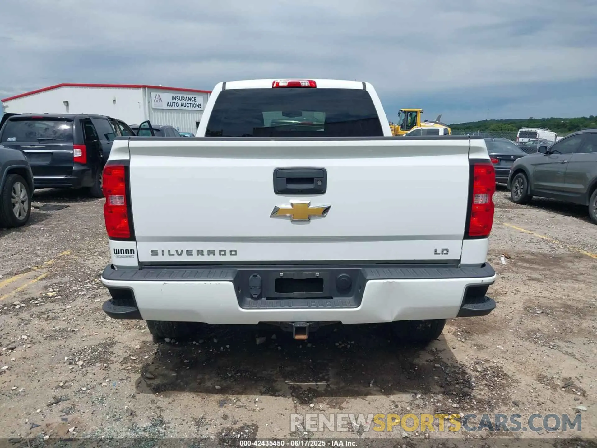 17 Photograph of a damaged car 2GCVKPEC9K1148876 CHEVROLET SILVERADO 1500 LD 2019