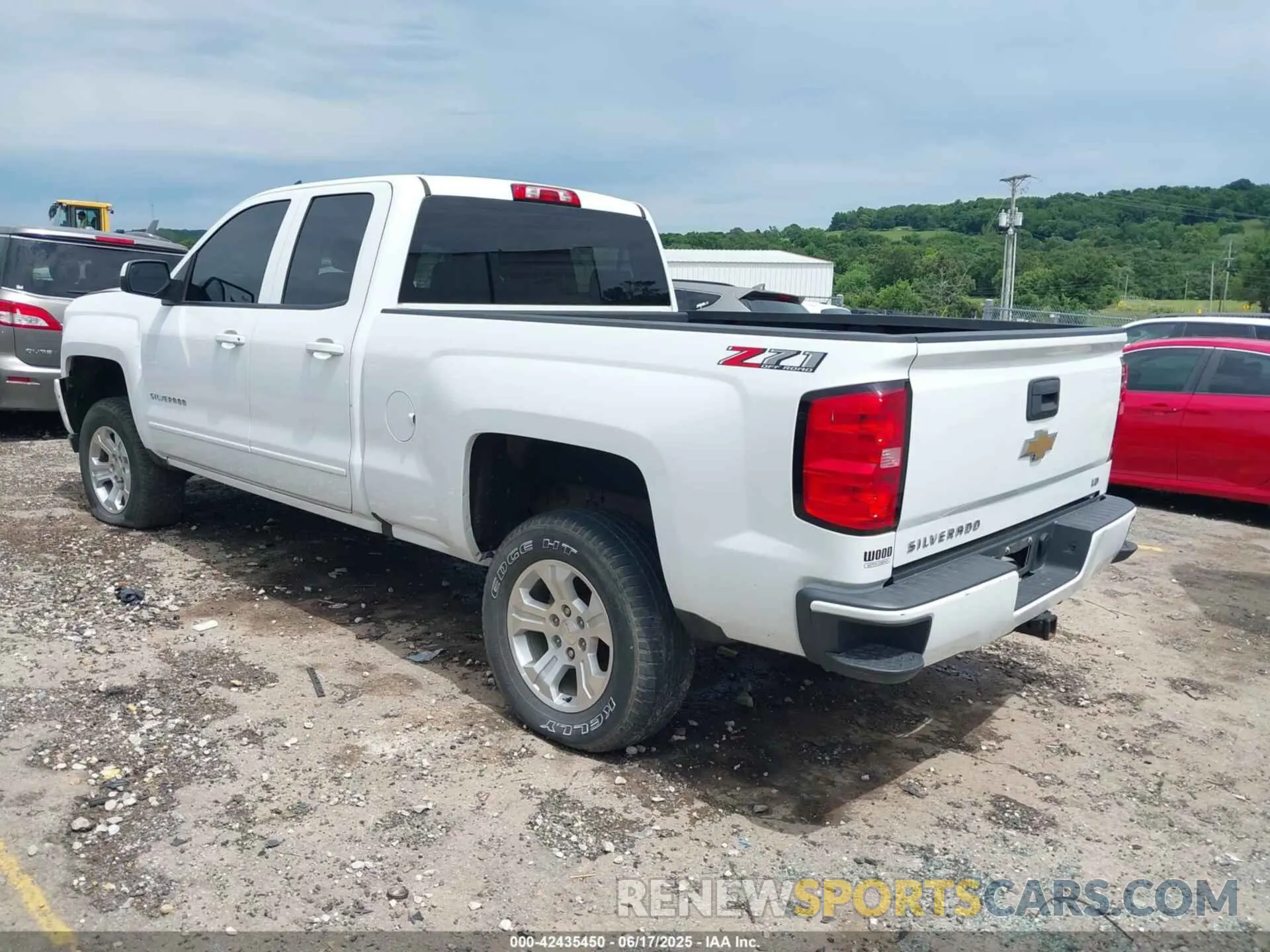 3 Photograph of a damaged car 2GCVKPEC9K1148876 CHEVROLET SILVERADO 1500 LD 2019