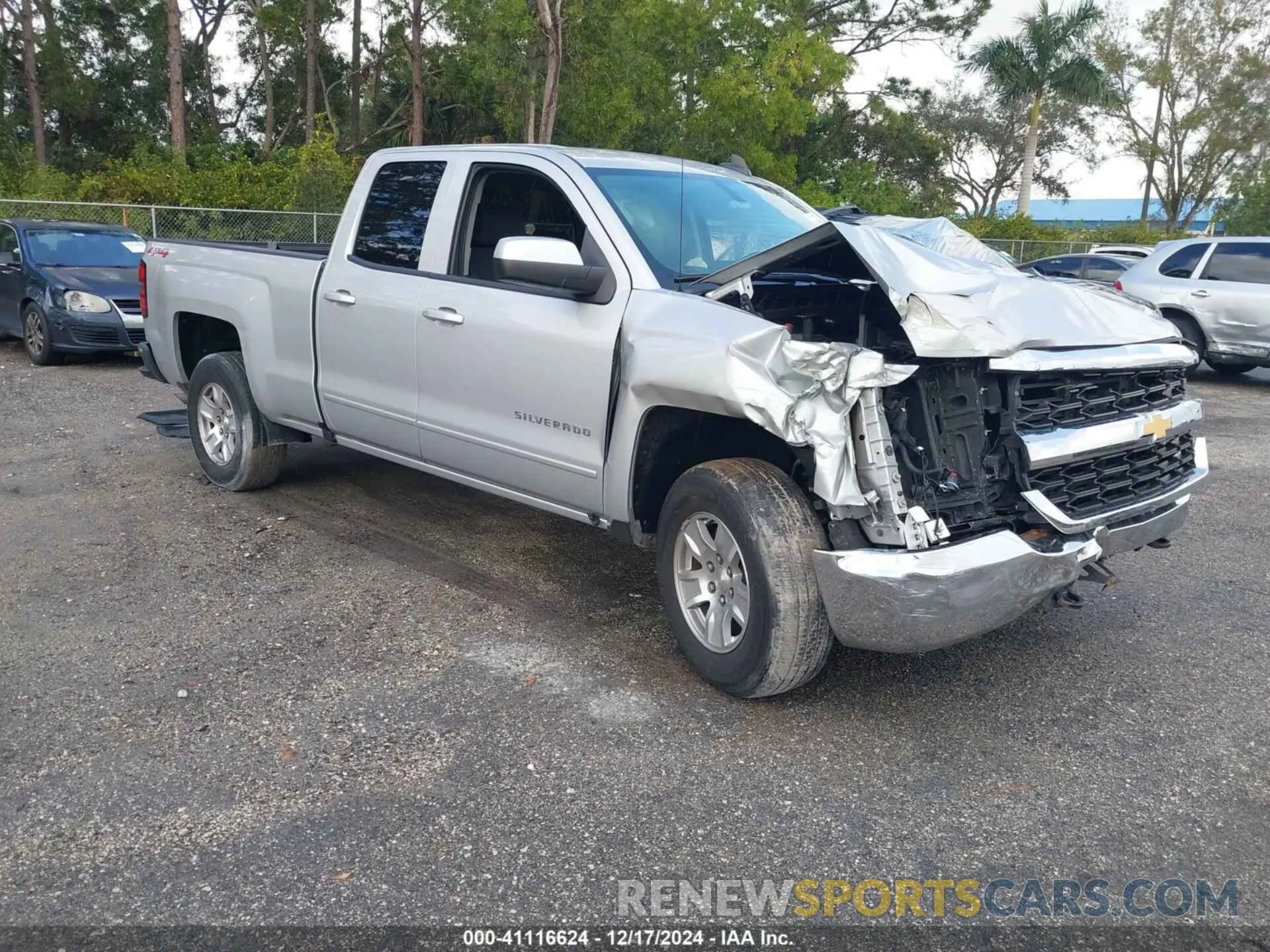 1 Photograph of a damaged car 2GCVKPECXK1158607 CHEVROLET SILVERADO 1500 LD 2019