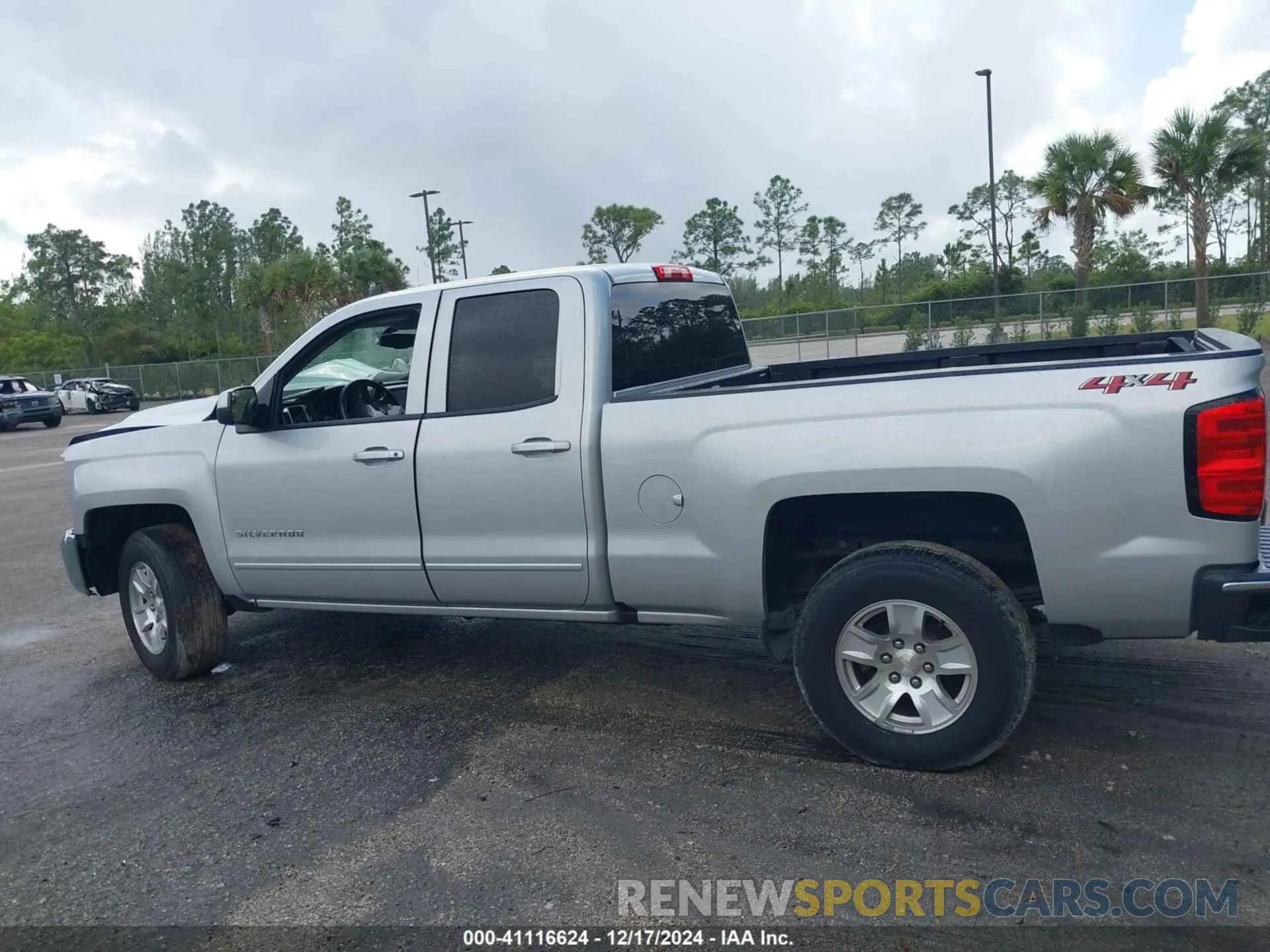 13 Photograph of a damaged car 2GCVKPECXK1158607 CHEVROLET SILVERADO 1500 LD 2019