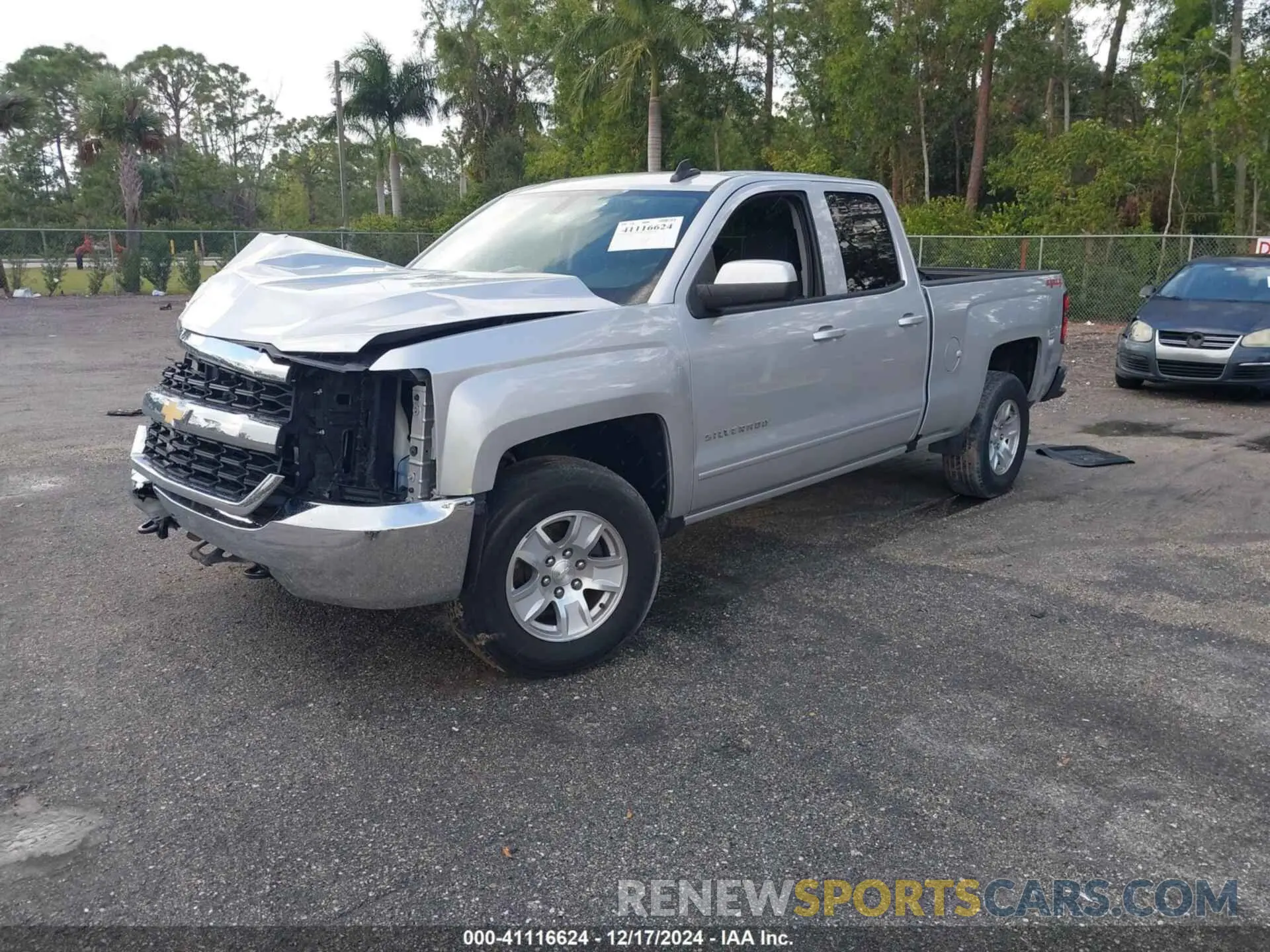 2 Photograph of a damaged car 2GCVKPECXK1158607 CHEVROLET SILVERADO 1500 LD 2019