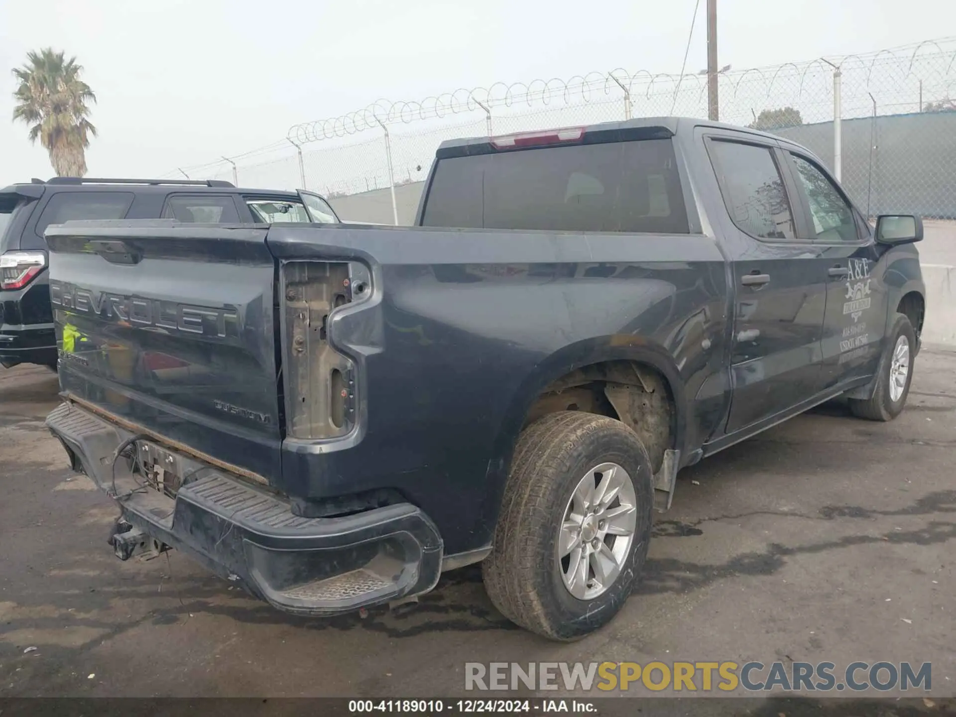 4 Photograph of a damaged car 1GCPWBEK1NZ106169 CHEVROLET SILVERADO 1500 LTD 2022