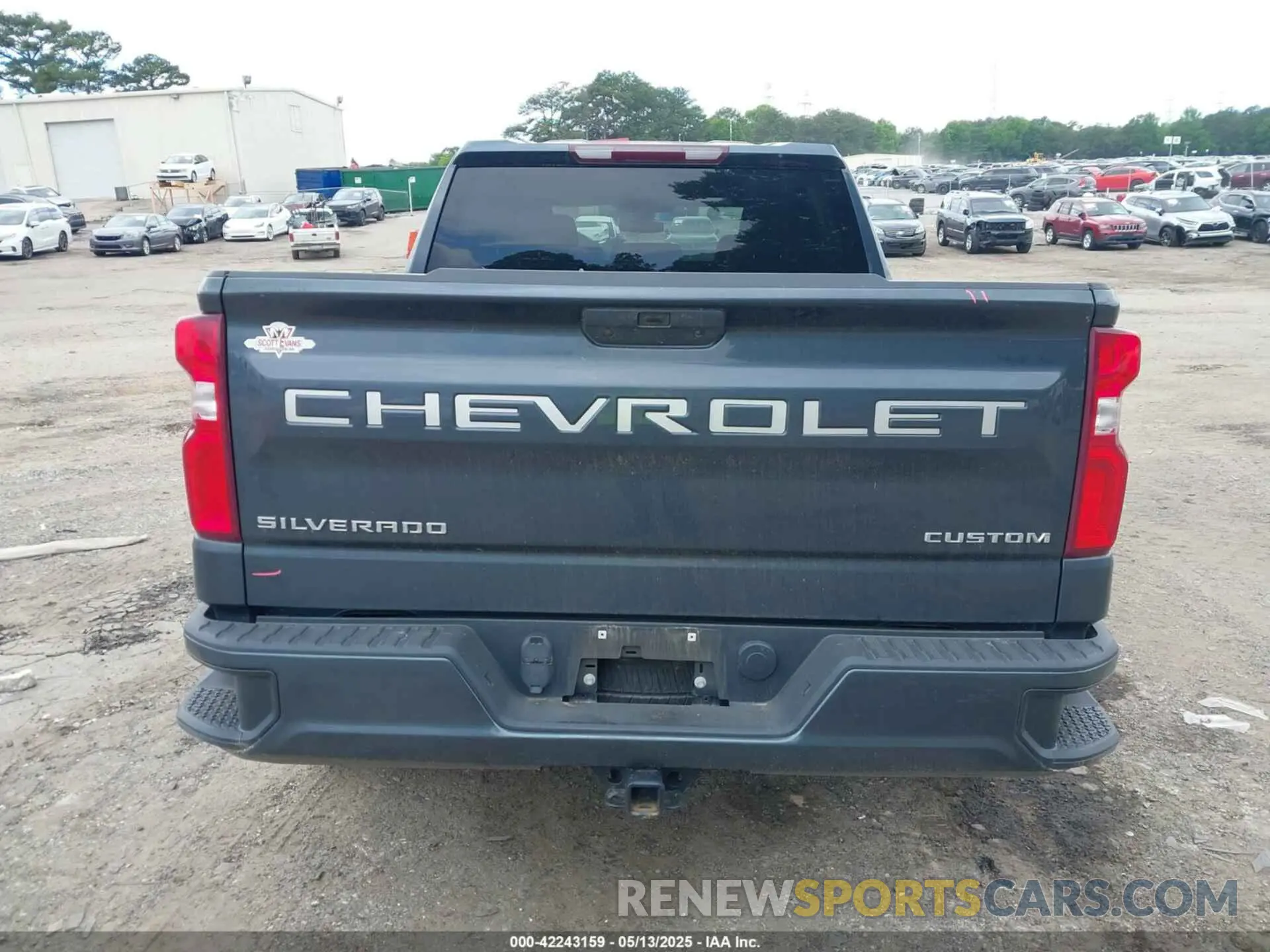 17 Photograph of a damaged car 1GCPWBEK8NZ119114 CHEVROLET SILVERADO 1500 LTD 2022