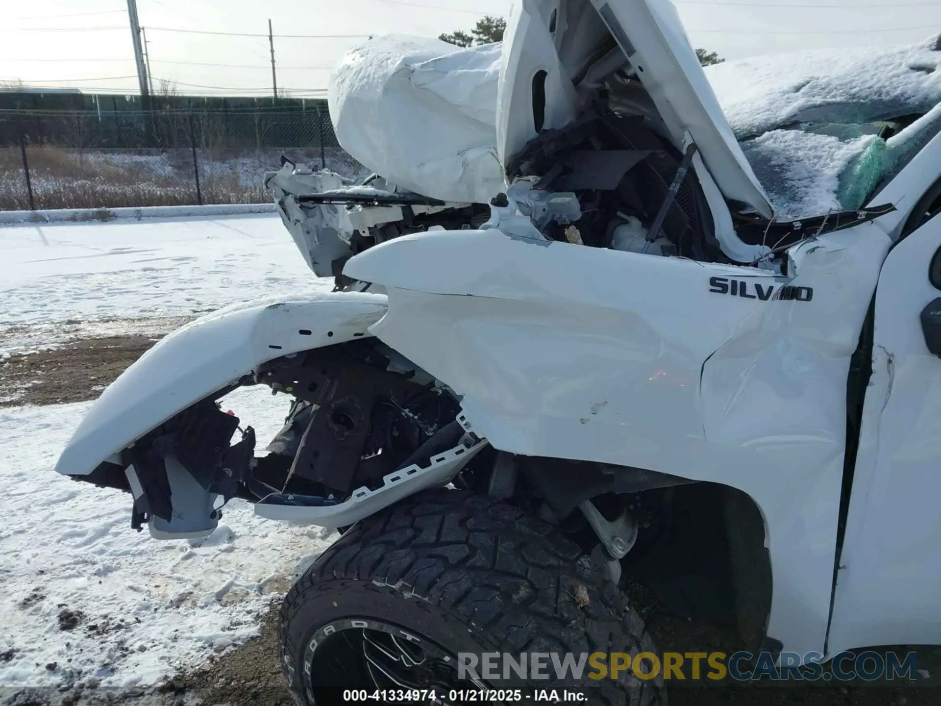 18 Photograph of a damaged car 1GCPYBEK4NZ223304 CHEVROLET SILVERADO 1500 LTD 2022